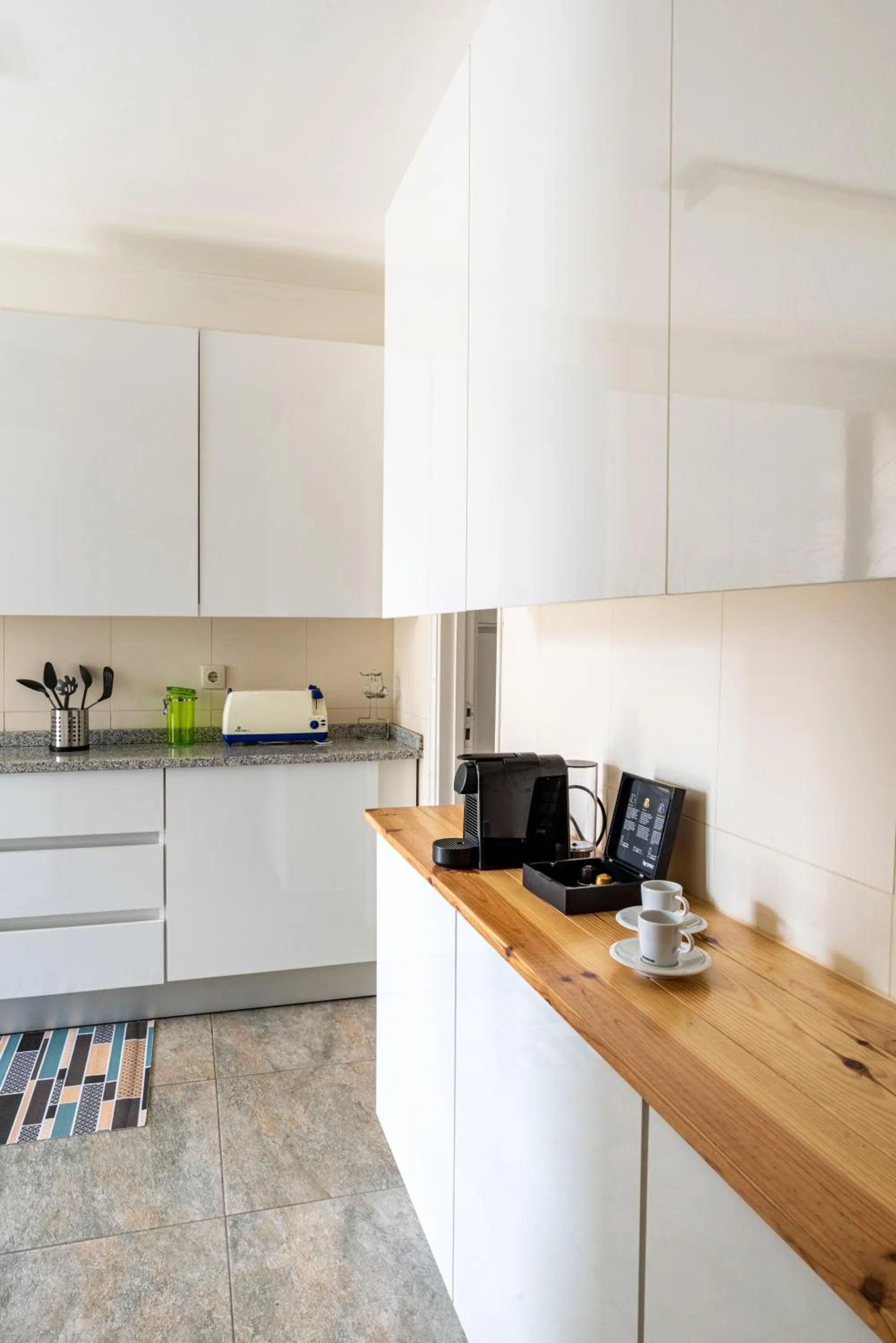 Coffee/tea facilities in Porto Family Home by MP - Renovated