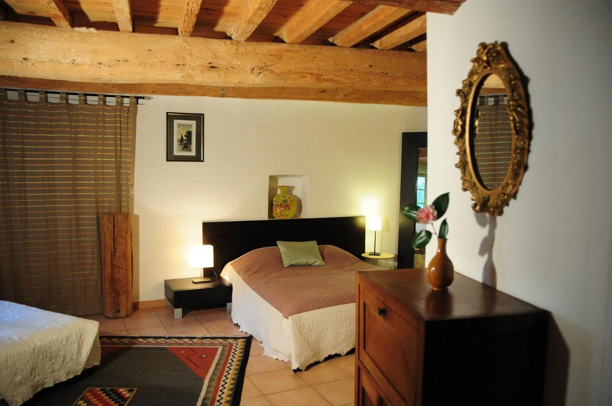 Bed in Orangerie de Cardet - Maison d'hôtes - B&B