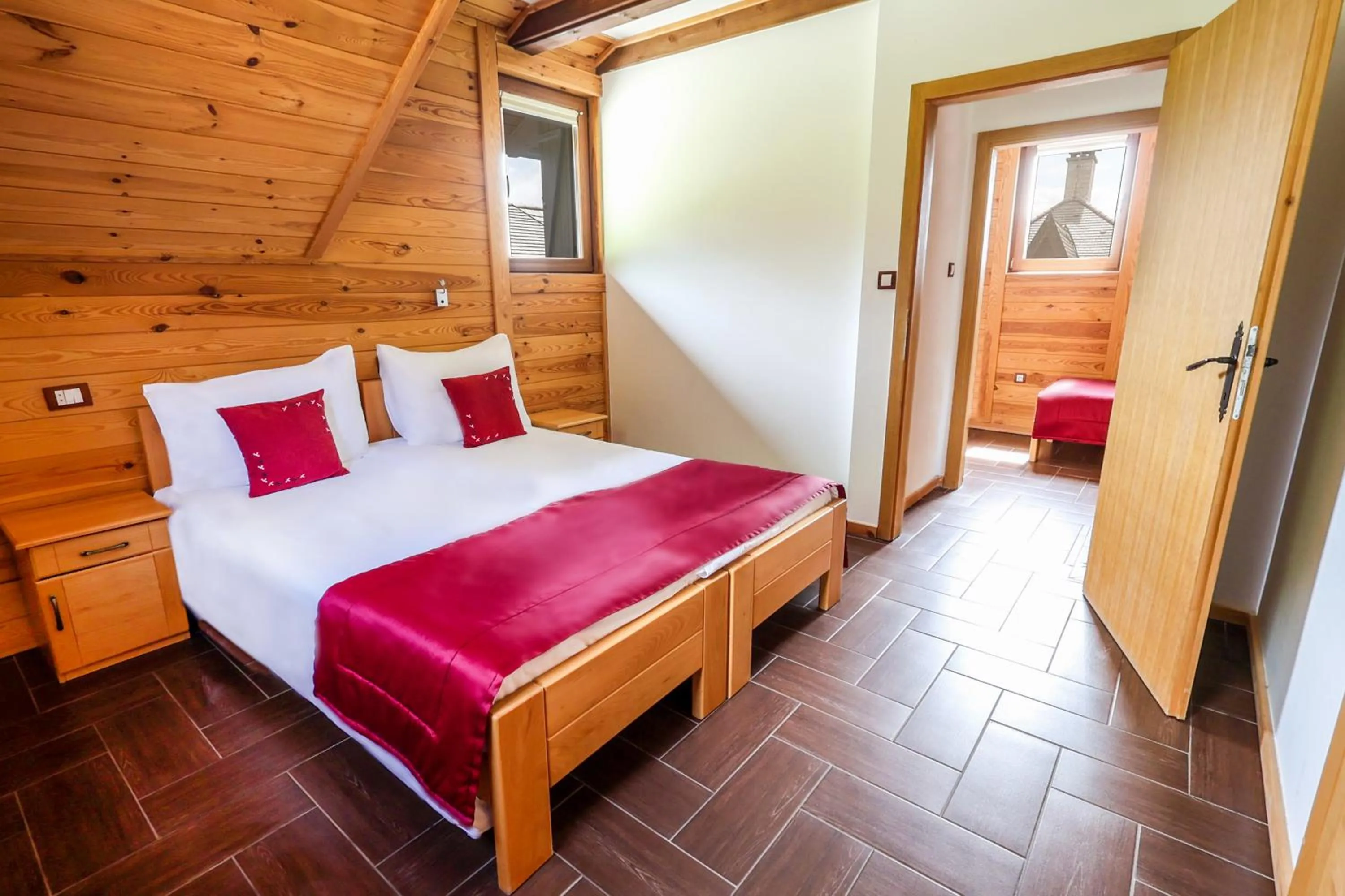 Photo of the whole room, Bed in Etno Naselje Vrdnička kula