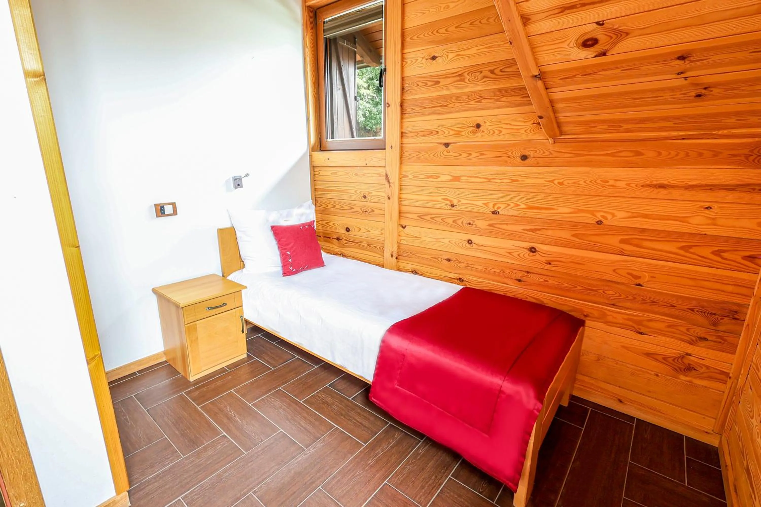 Photo of the whole room, Bed in Etno Naselje Vrdnička kula