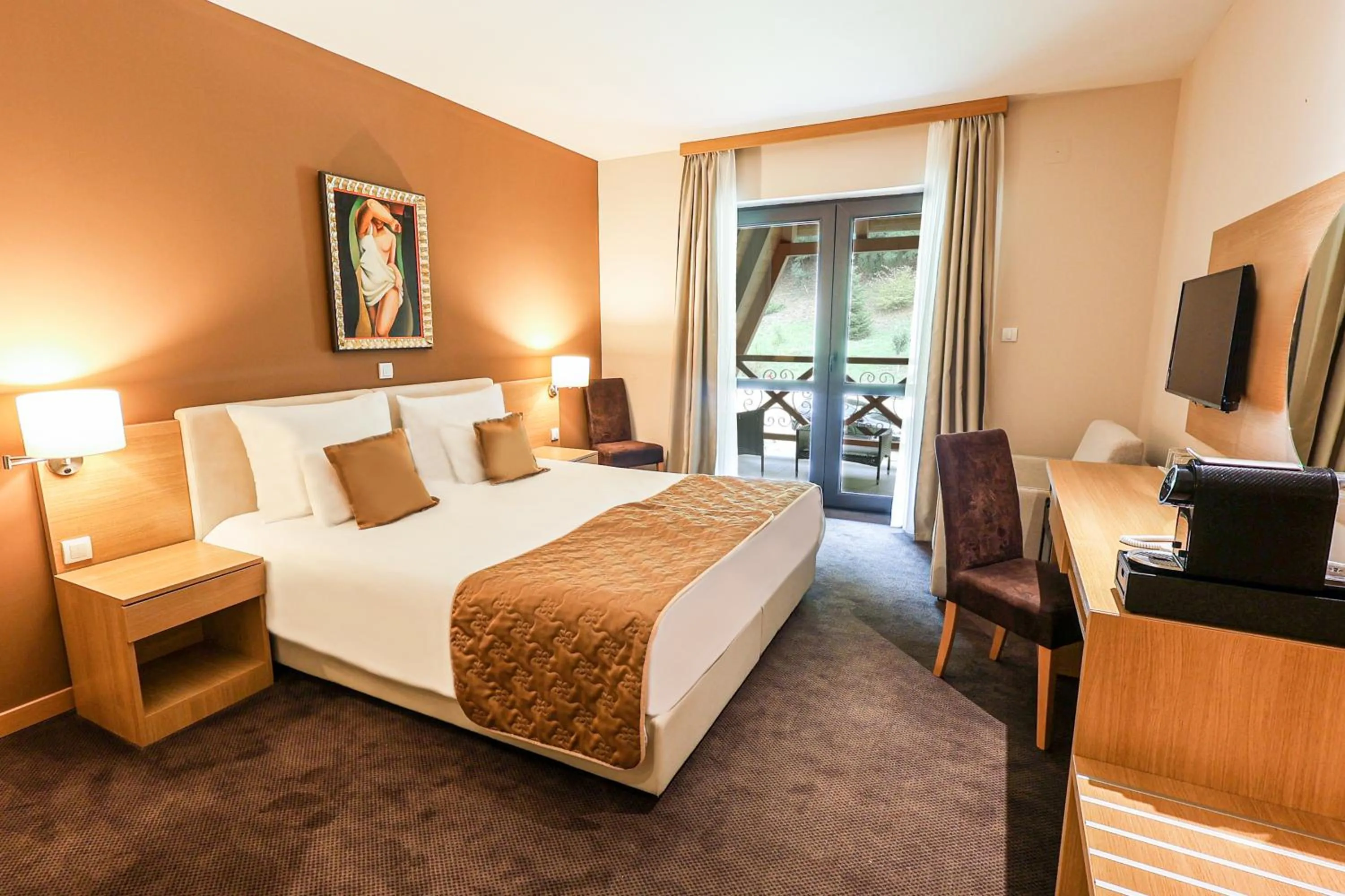 Photo of the whole room, Bed in Etno Naselje Vrdnička kula