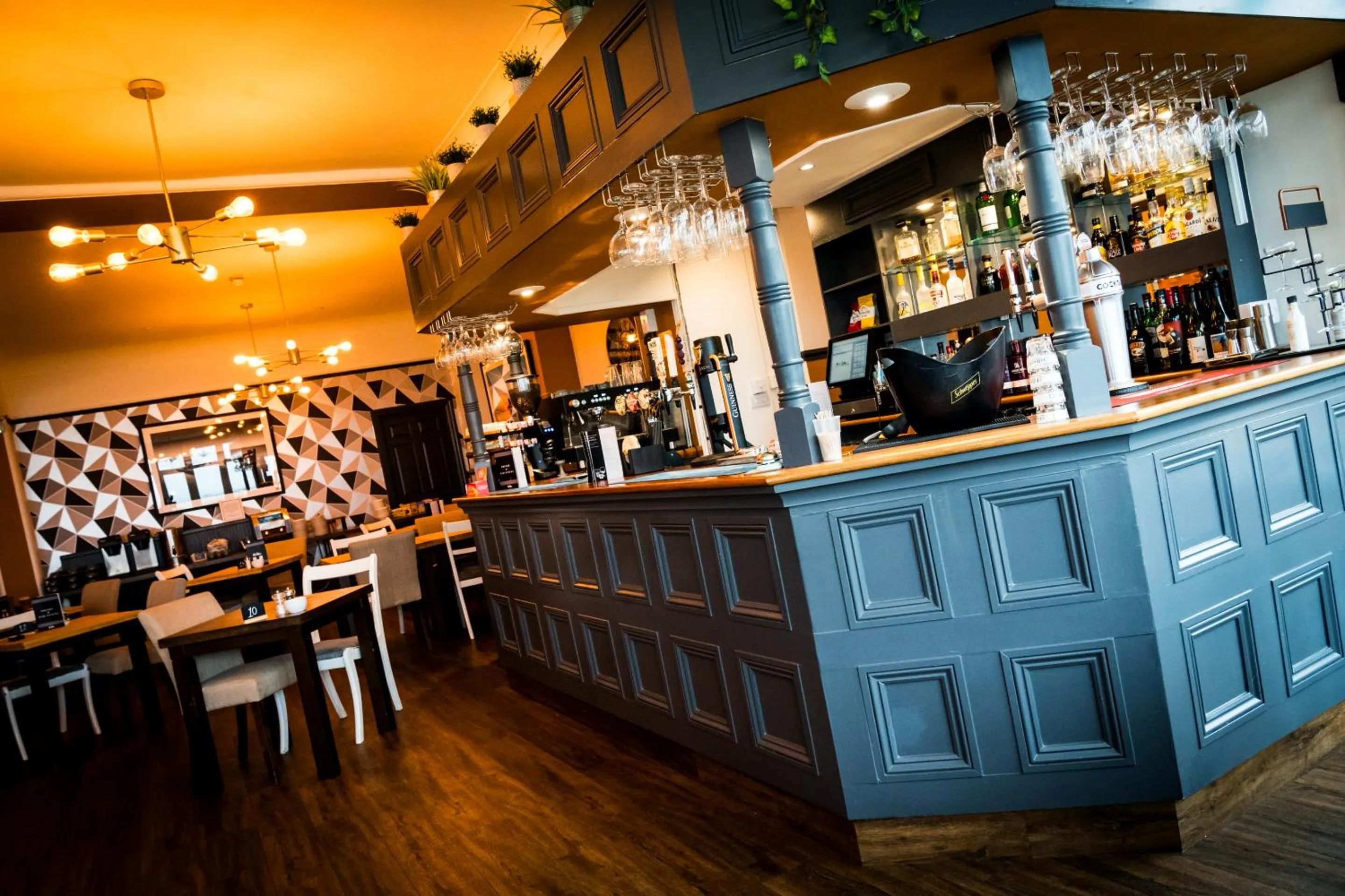 Deluxe Double Room with Shower in The Brunswick