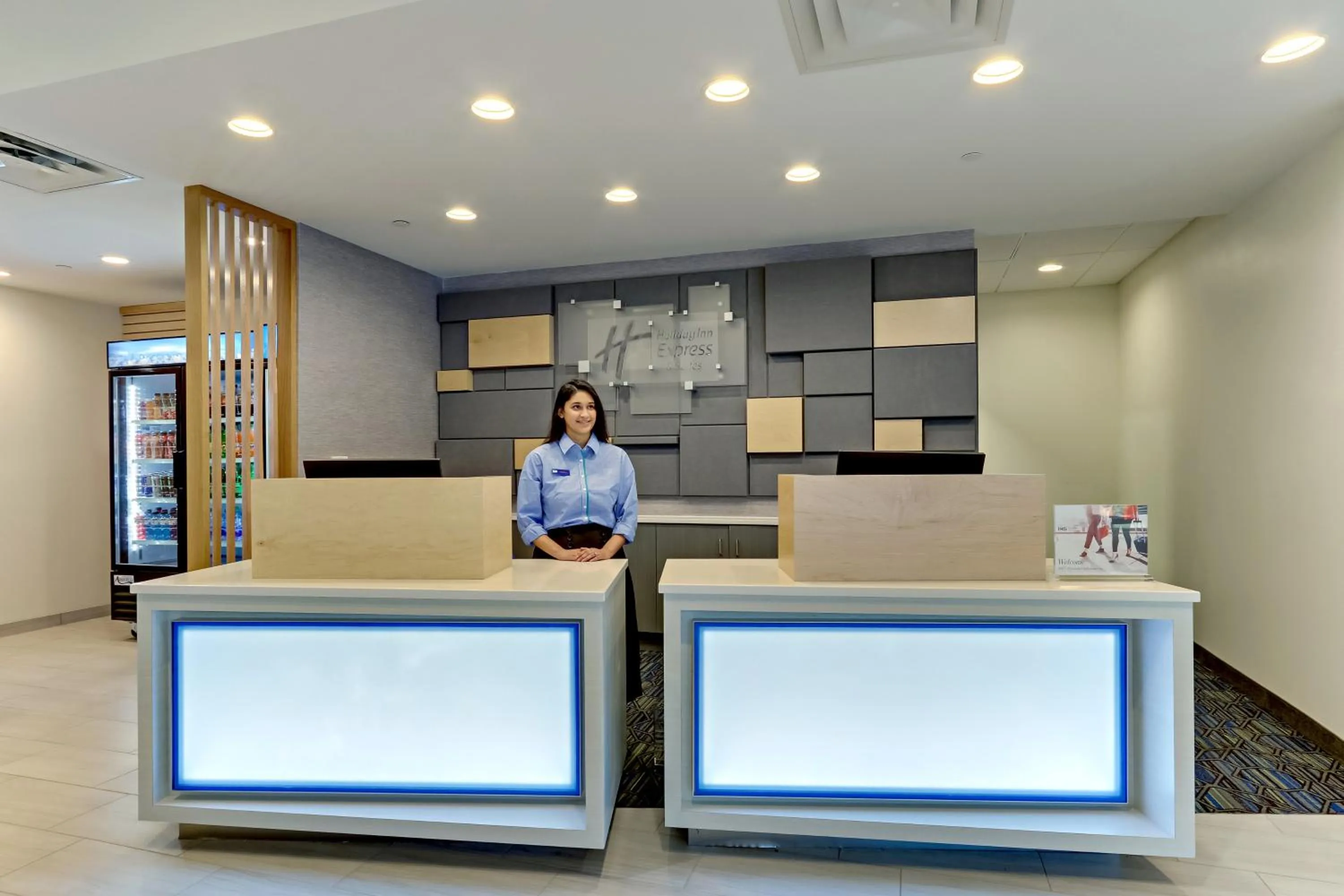 Lobby or reception in Holiday Inn Express & Suites - Winston - Salem SW - Clemmons by IHG