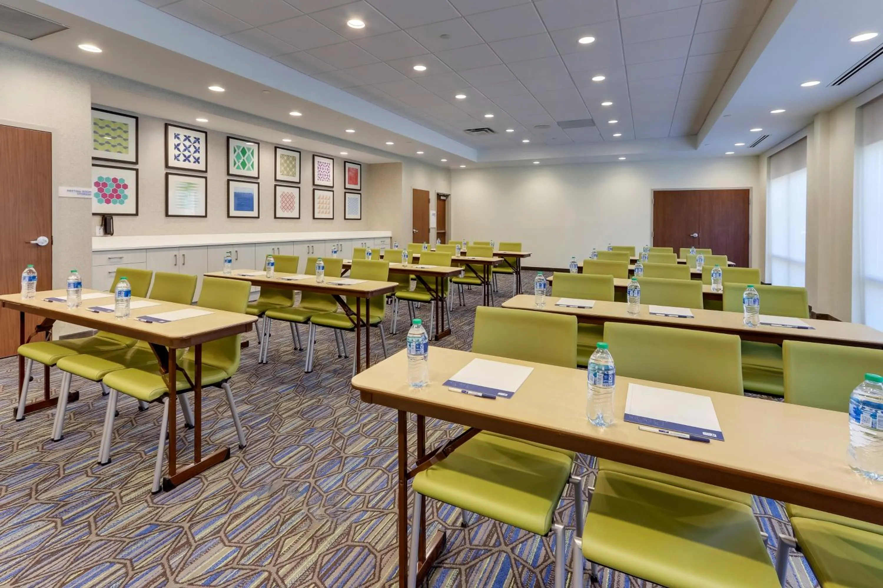 Meeting/conference room in Holiday Inn Express & Suites - Winston - Salem SW - Clemmons by IHG