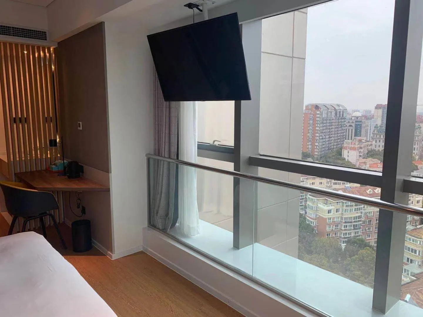 Bed in Holiday Inn Express Shanghai Baoyang by IHG