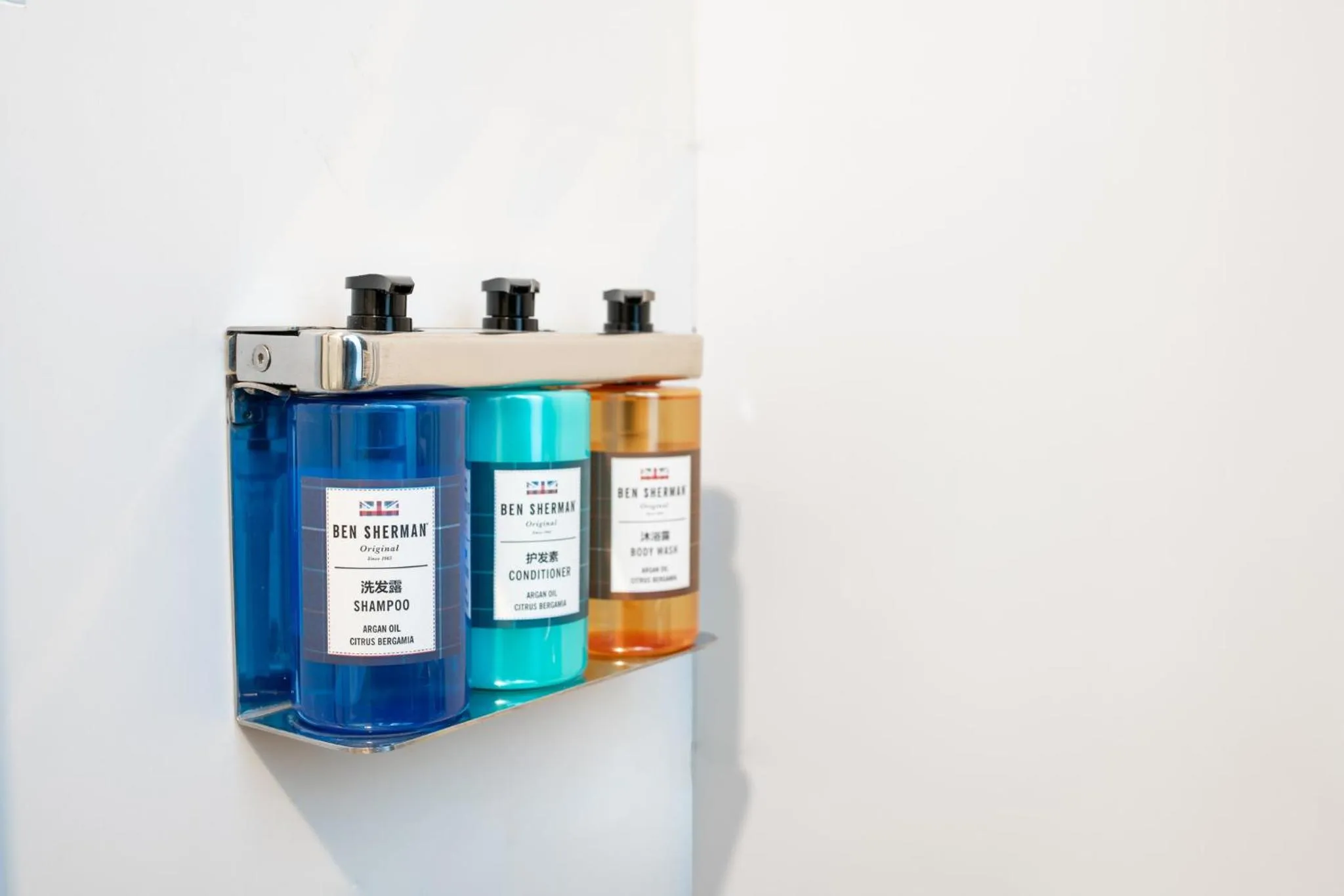 Photo of the whole room in Holiday Inn Express Shanghai Pudong Zhangjiang by IHG - 20 minutes to New International Expo Center and Disneyland