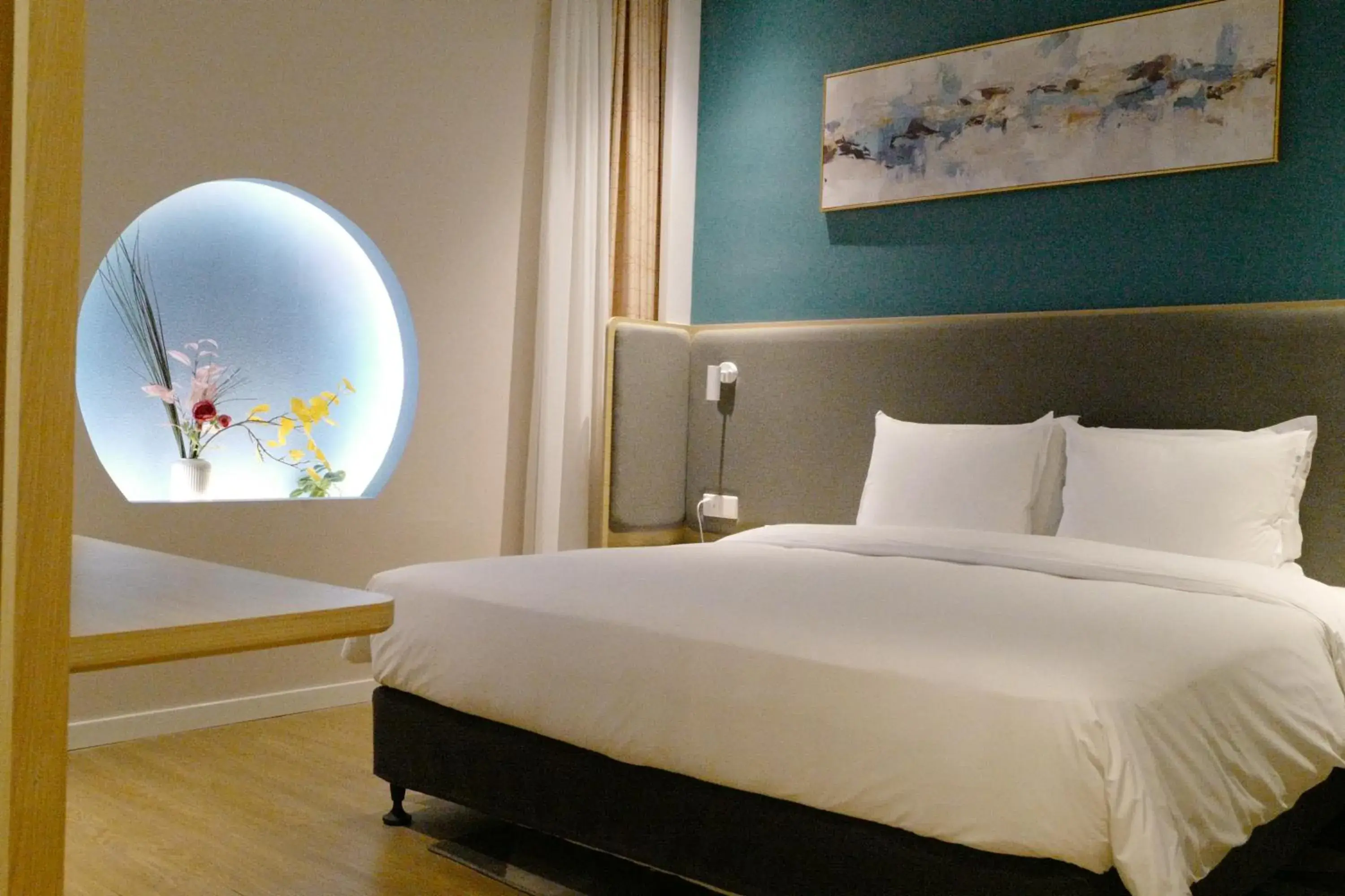 Bed in Holiday Inn Express Shanghai Pudong Zhangjiang by IHG - 20 minutes to New International Expo Center and Disneyland Bed in Holiday Inn Express Shanghai Pudong Zhangjiang by IHG - 20 minutes to New International Expo Center and Disneyland