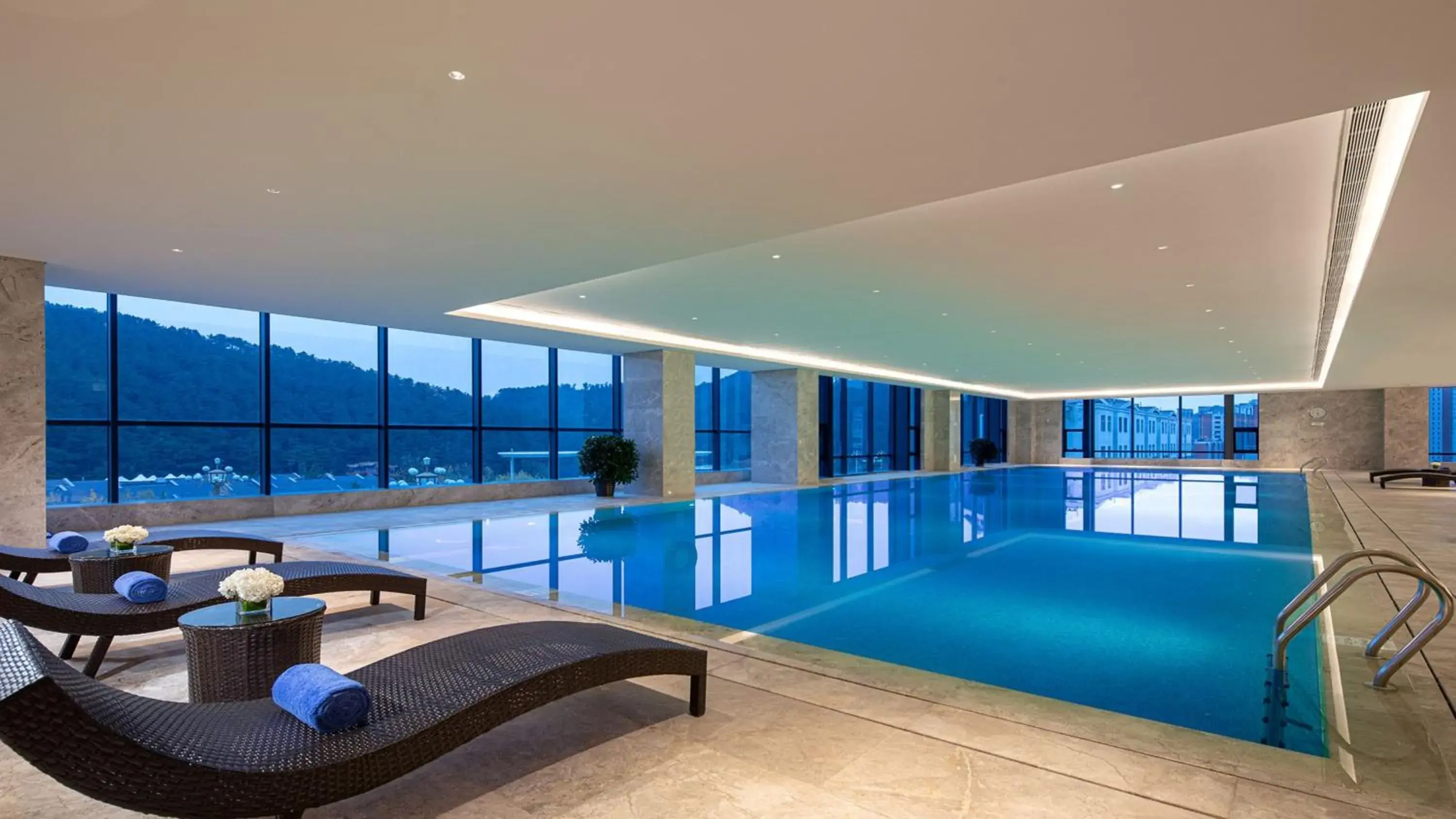 Swimming pool in Holiday Inn Express Chengde Park View by IHG Swimming pool in Holiday Inn Express Chengde Park View by IHG