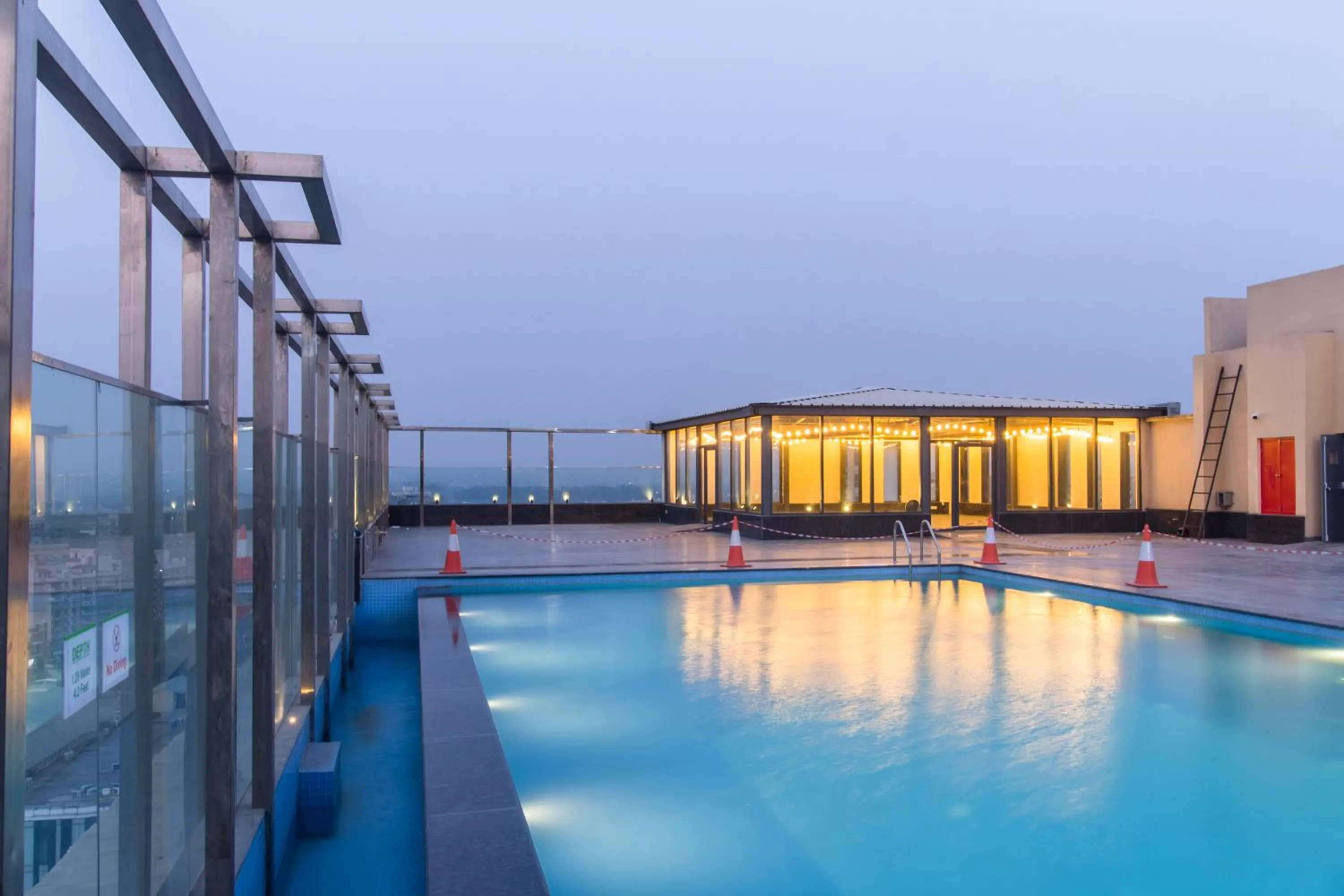 Swimming pool in Holiday Inn Chandigarh Zirakpur by IHG