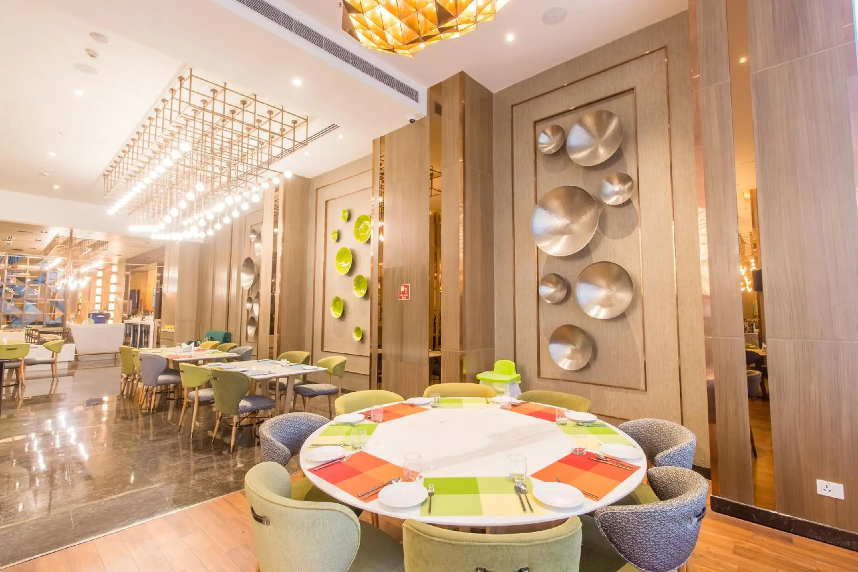 Restaurant/places to eat in Holiday Inn Chandigarh Zirakpur by IHG Restaurant/places to eat in Holiday Inn Chandigarh Zirakpur by IHG