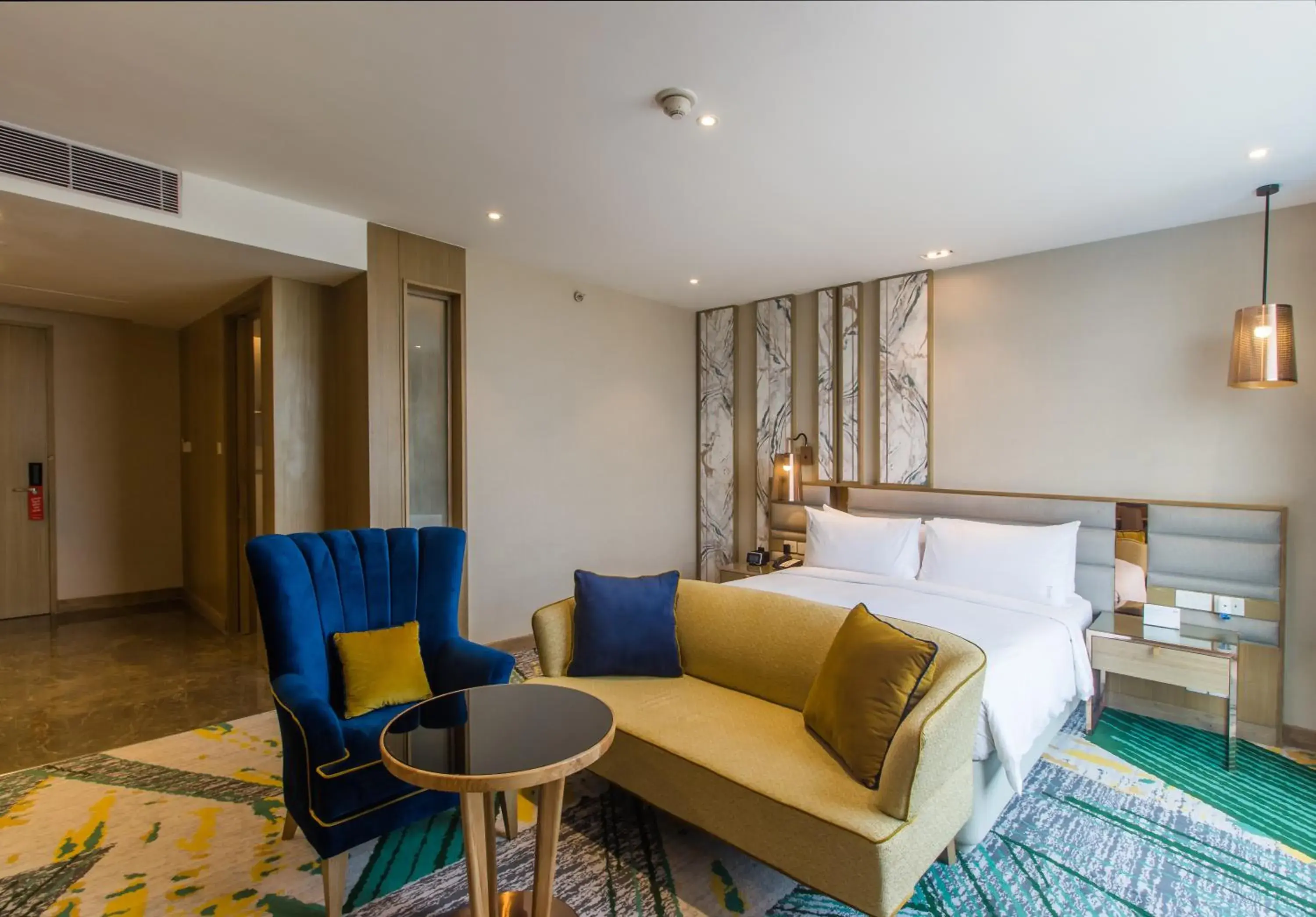 Bedroom, Bed in Holiday Inn Chandigarh Zirakpur by IHG Bedroom, Bed in Holiday Inn Chandigarh Zirakpur by IHG