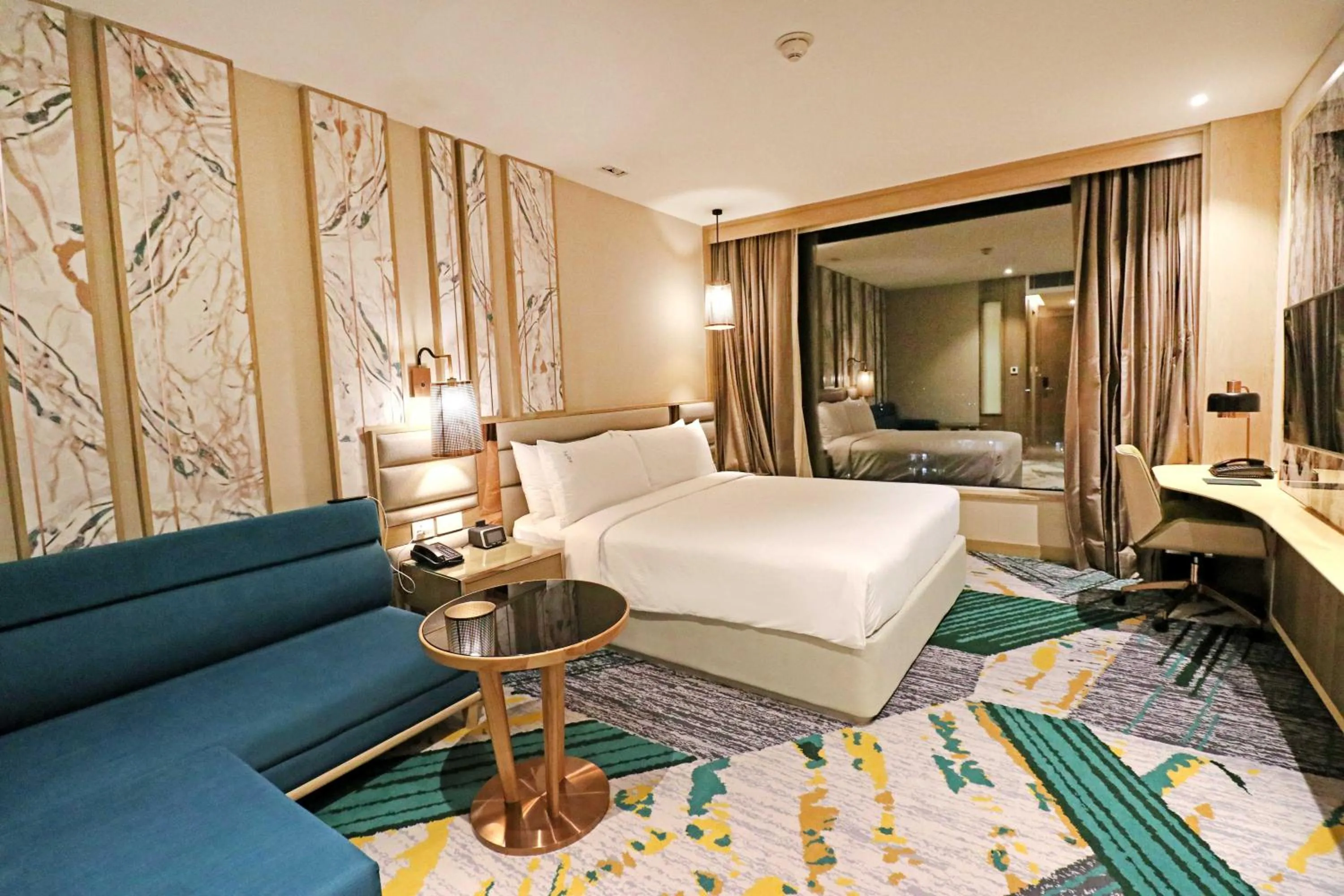 Photo of the whole room, Bed in Holiday Inn Chandigarh Zirakpur by IHG