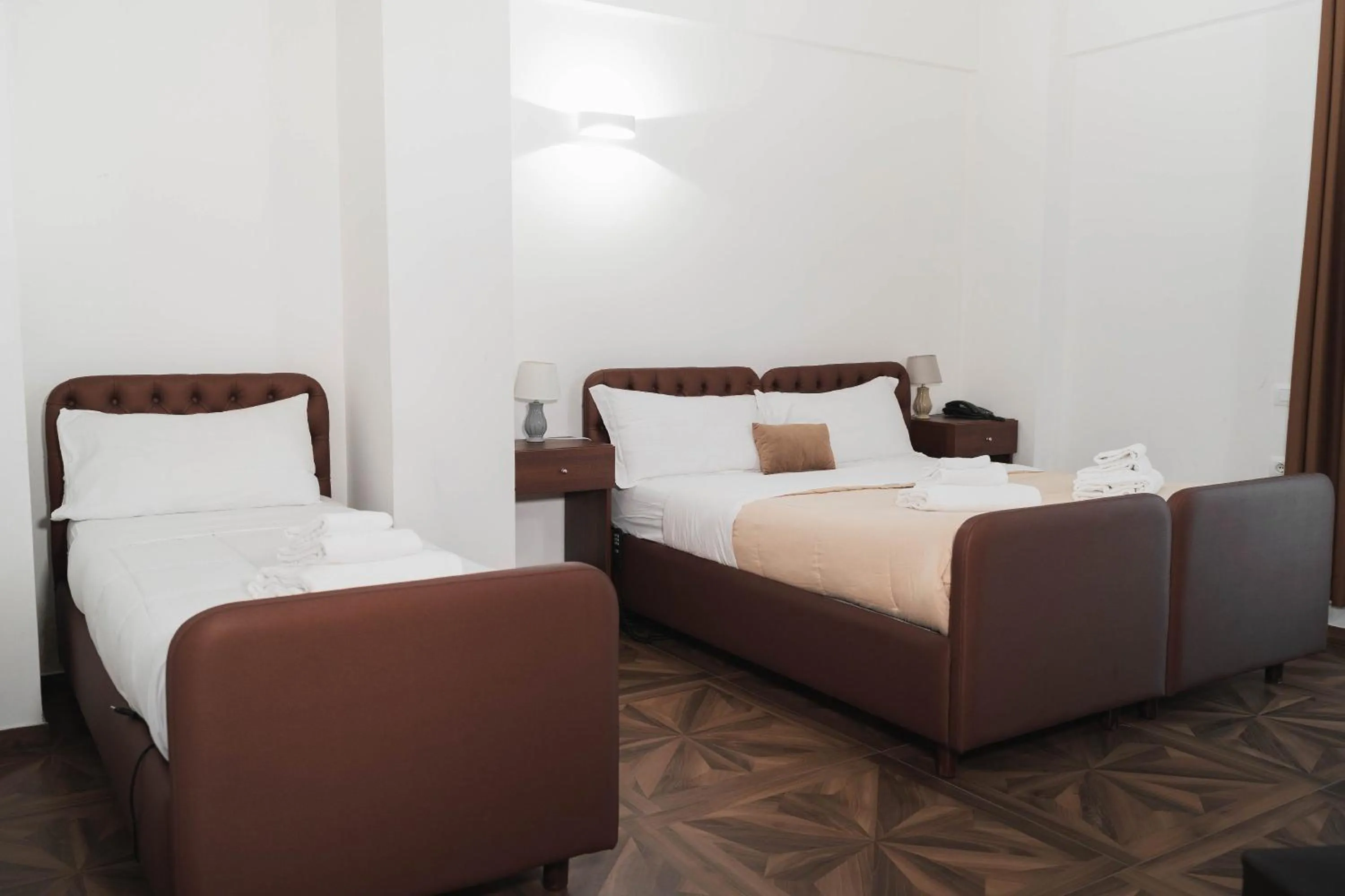 Bedroom, Bed in Kairos Hotel