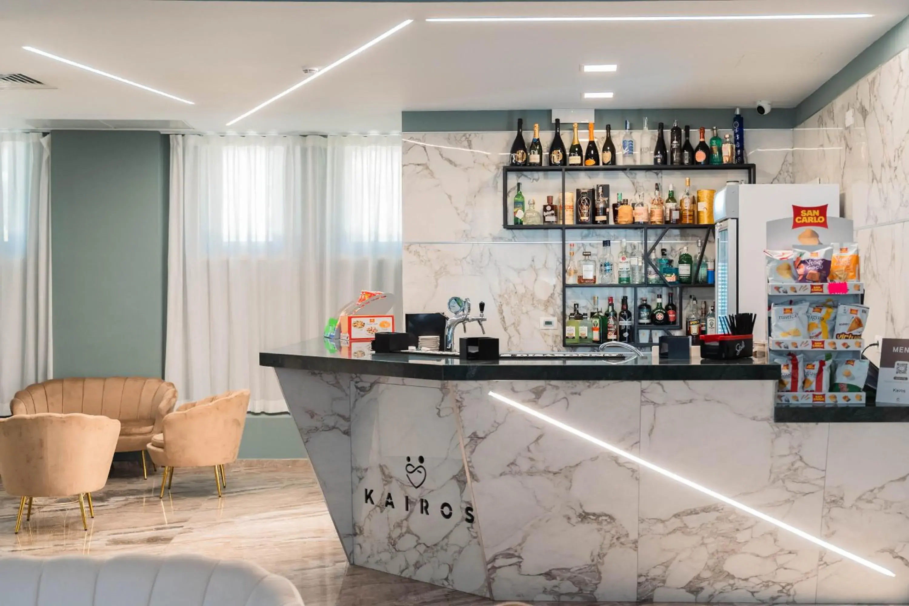 Lounge or bar in Kairos Hotel Lounge or bar in Kairos Hotel