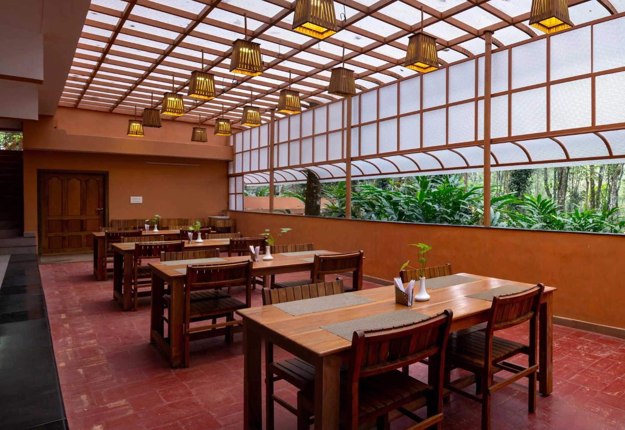Restaurant/places to eat in Kalpavanam Heritage Resort