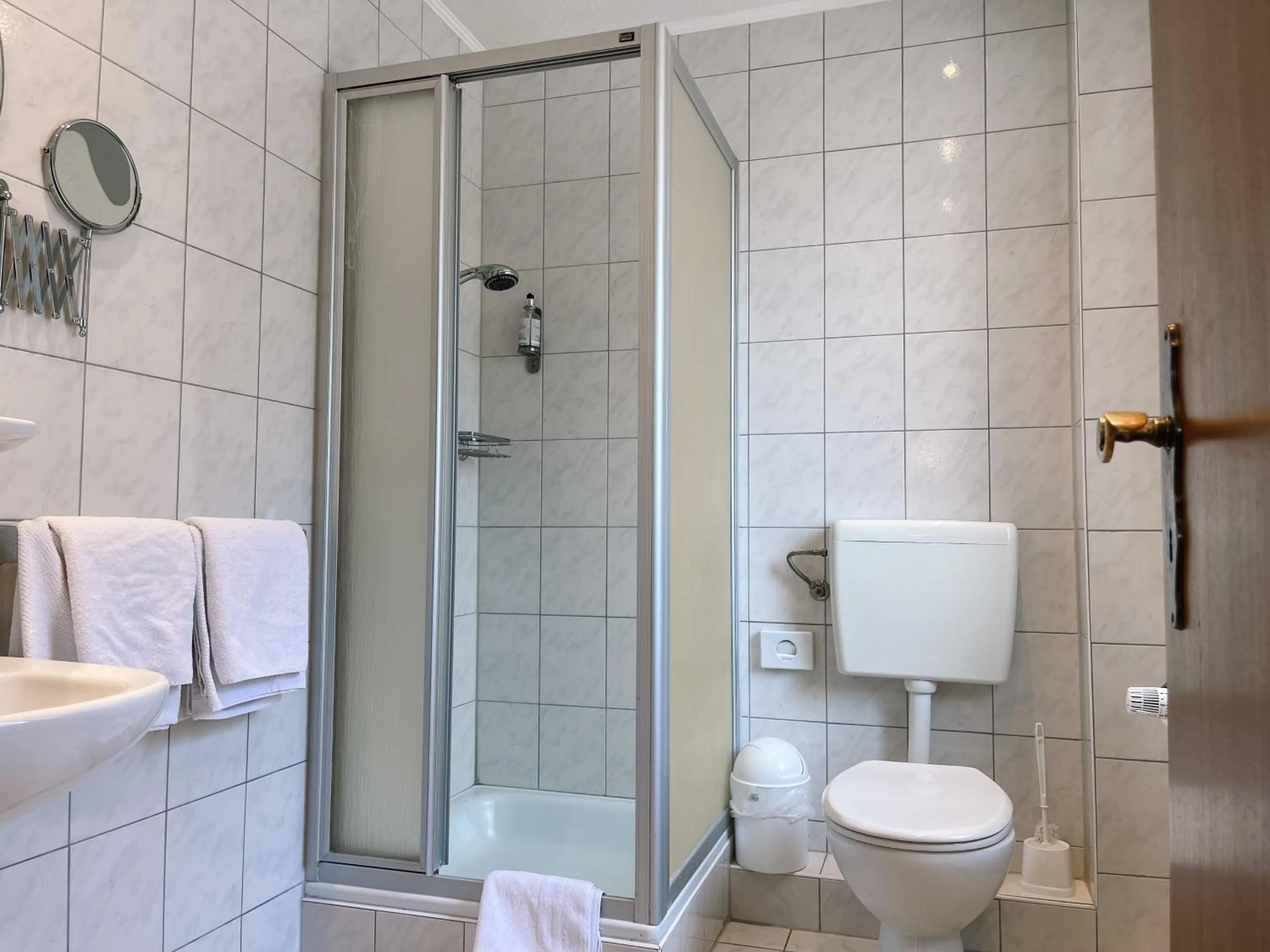 Bathroom in Hotel Falk