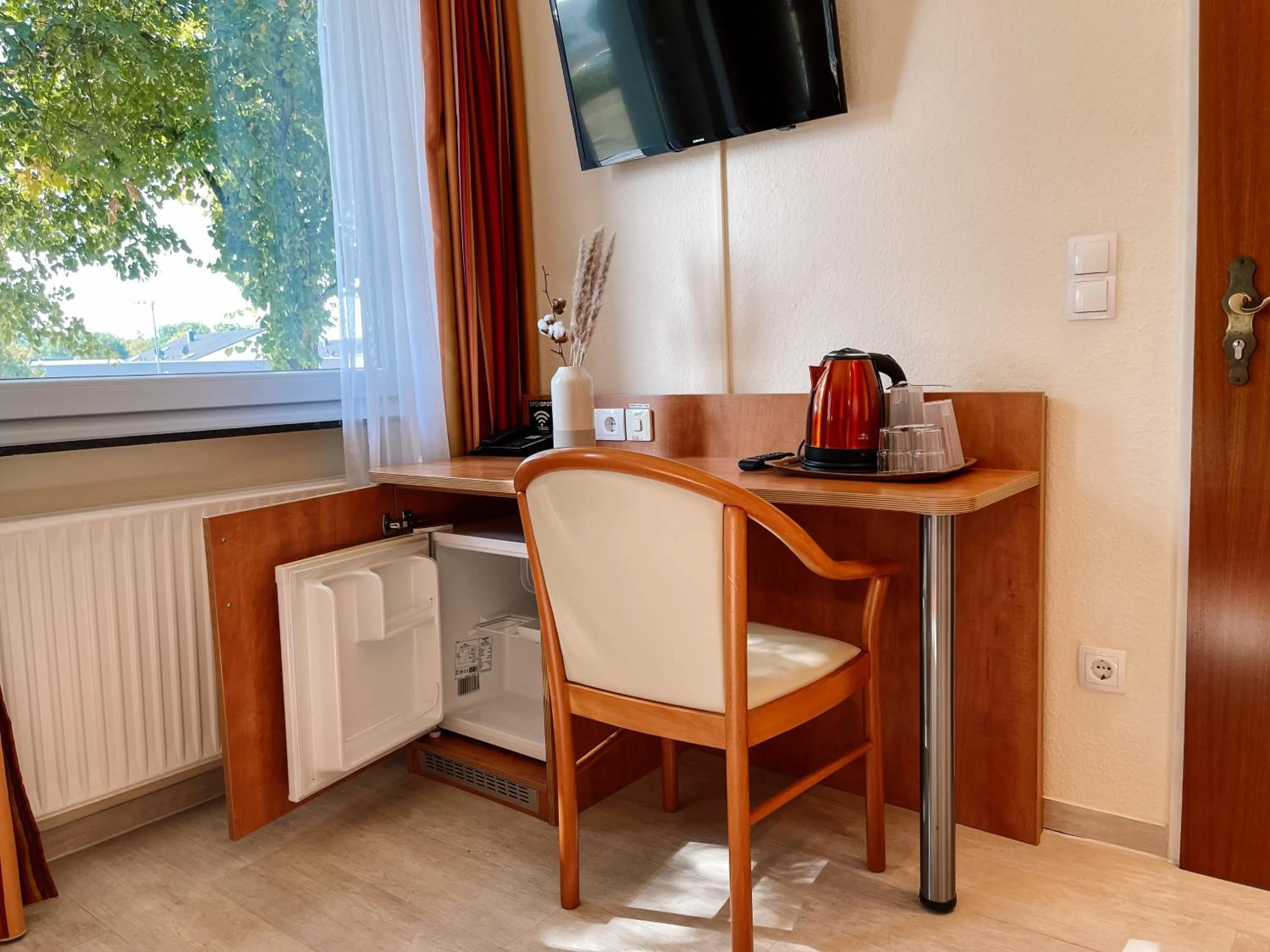 TV and multimedia in Hotel Falk