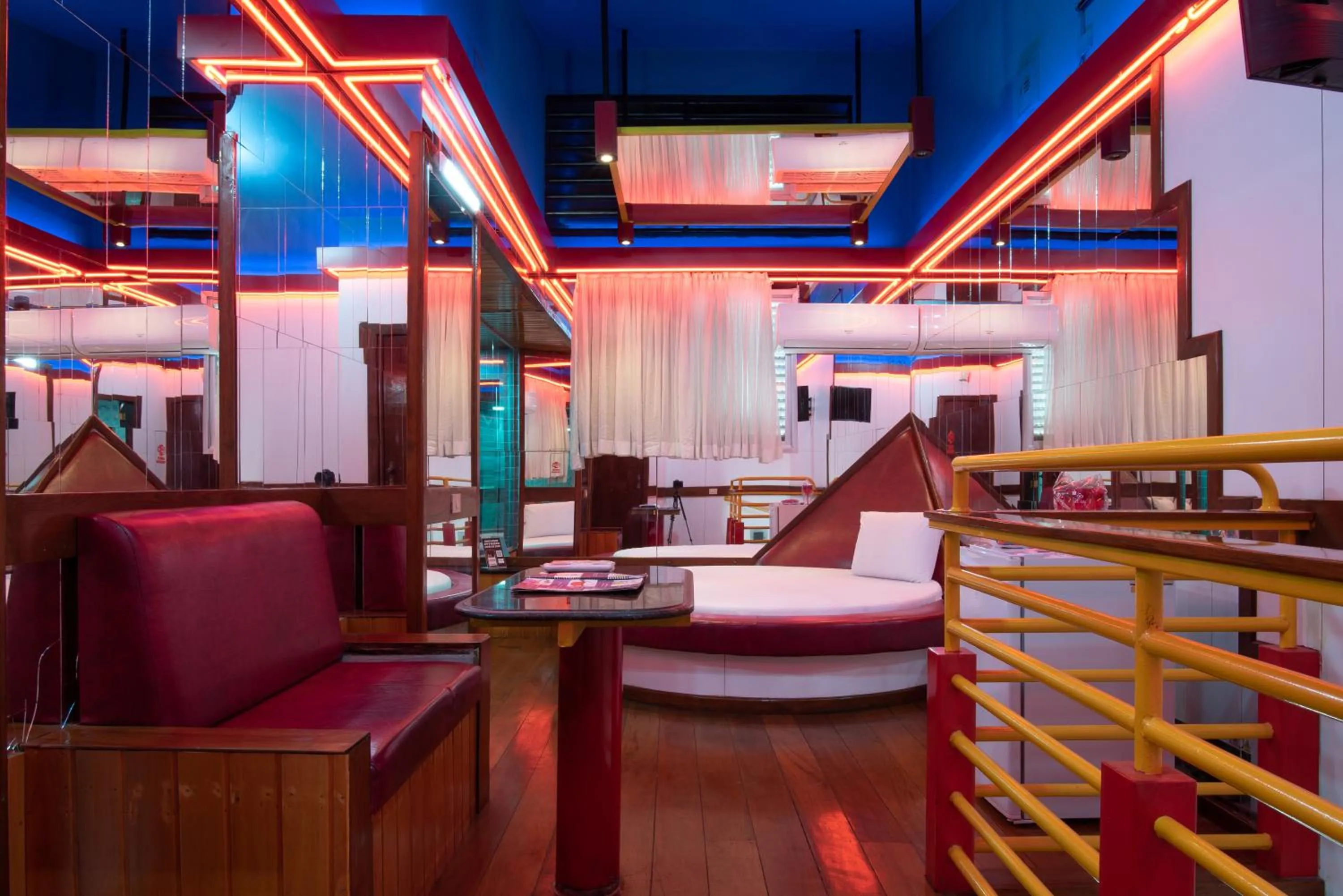 Bedroom in Motel Fantasy 5