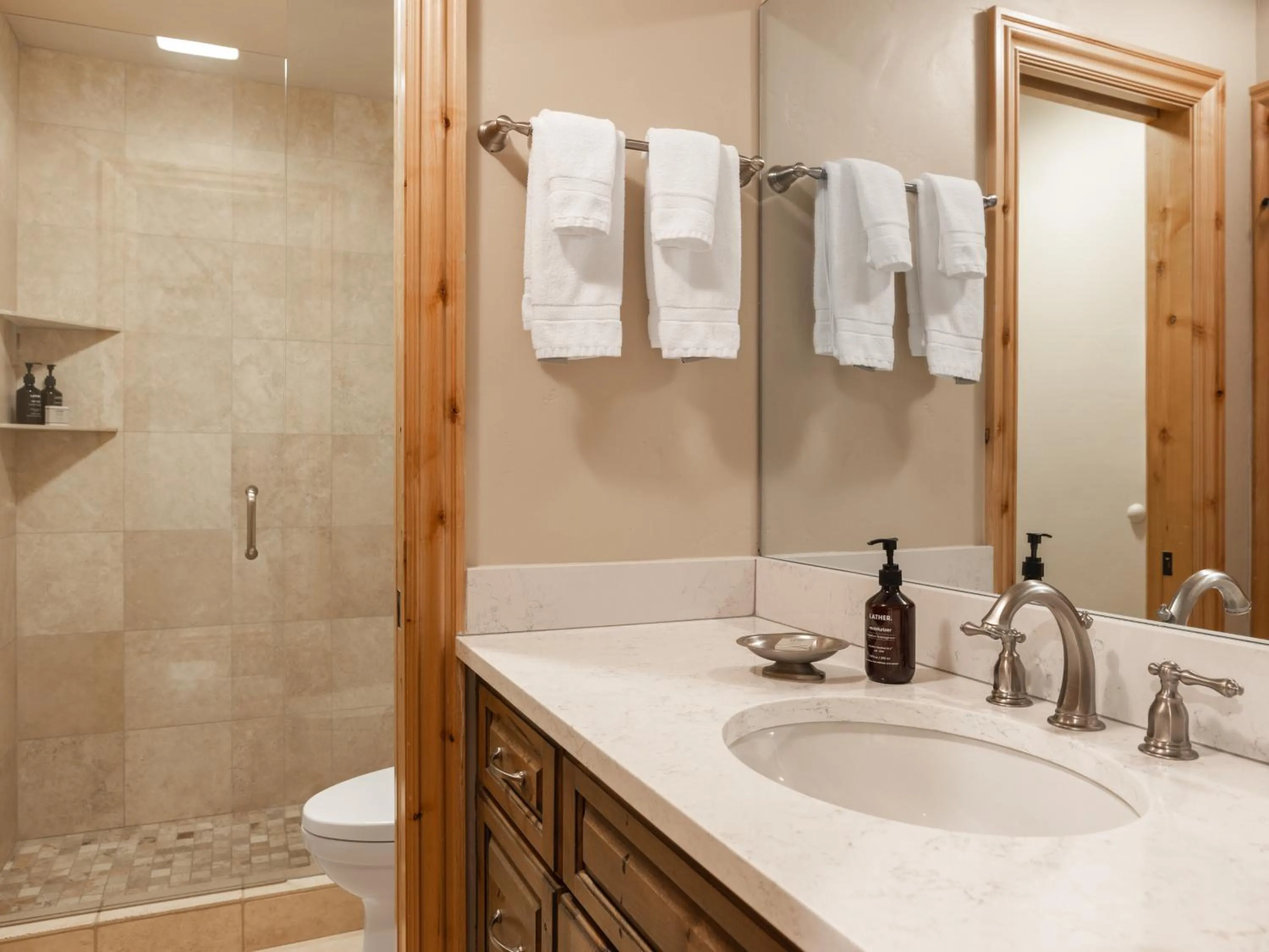 Bathroom in Montaneros in Vail