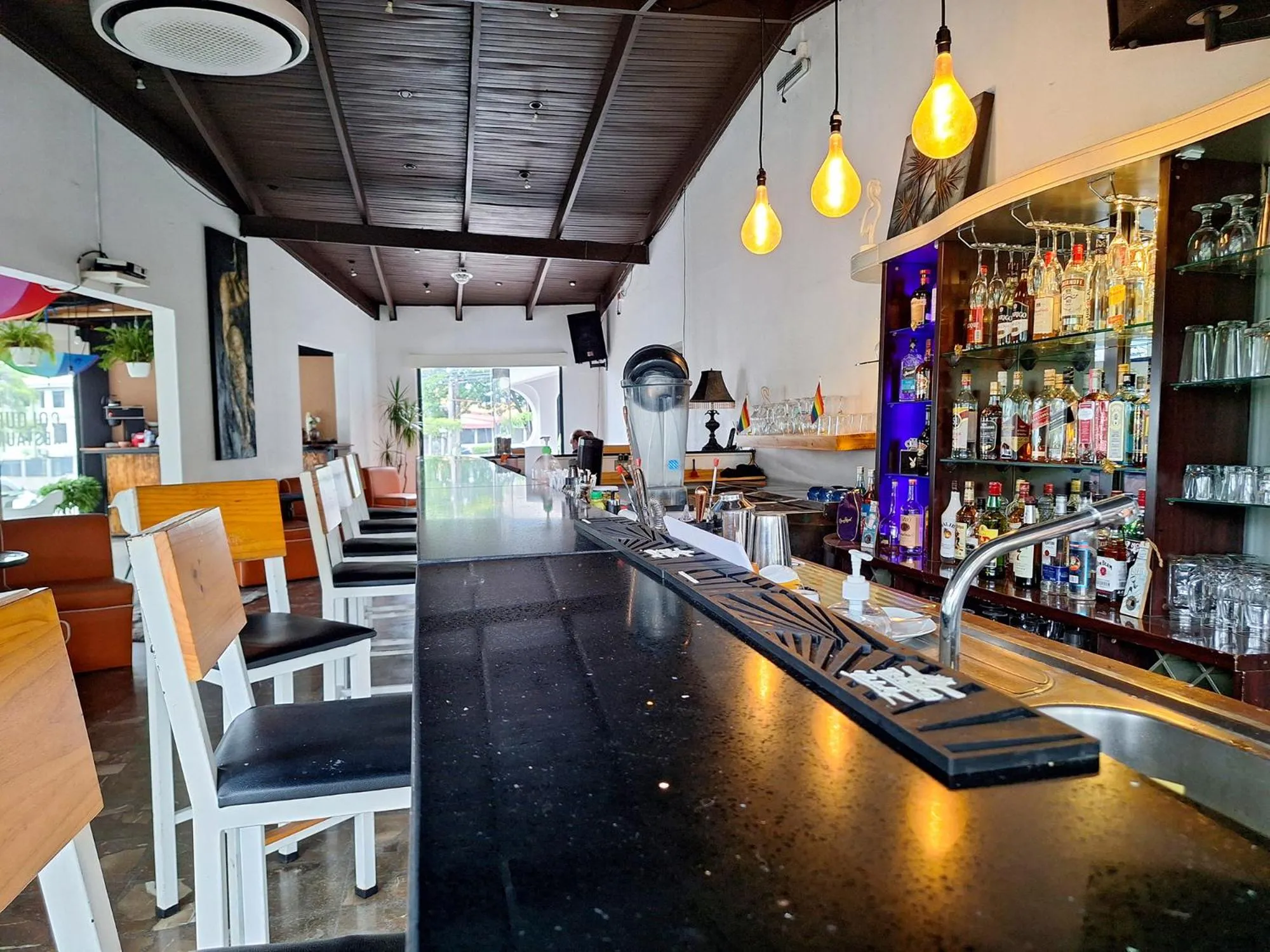 Restaurant/places to eat in Colours Oasis Resort ADULT ONLY