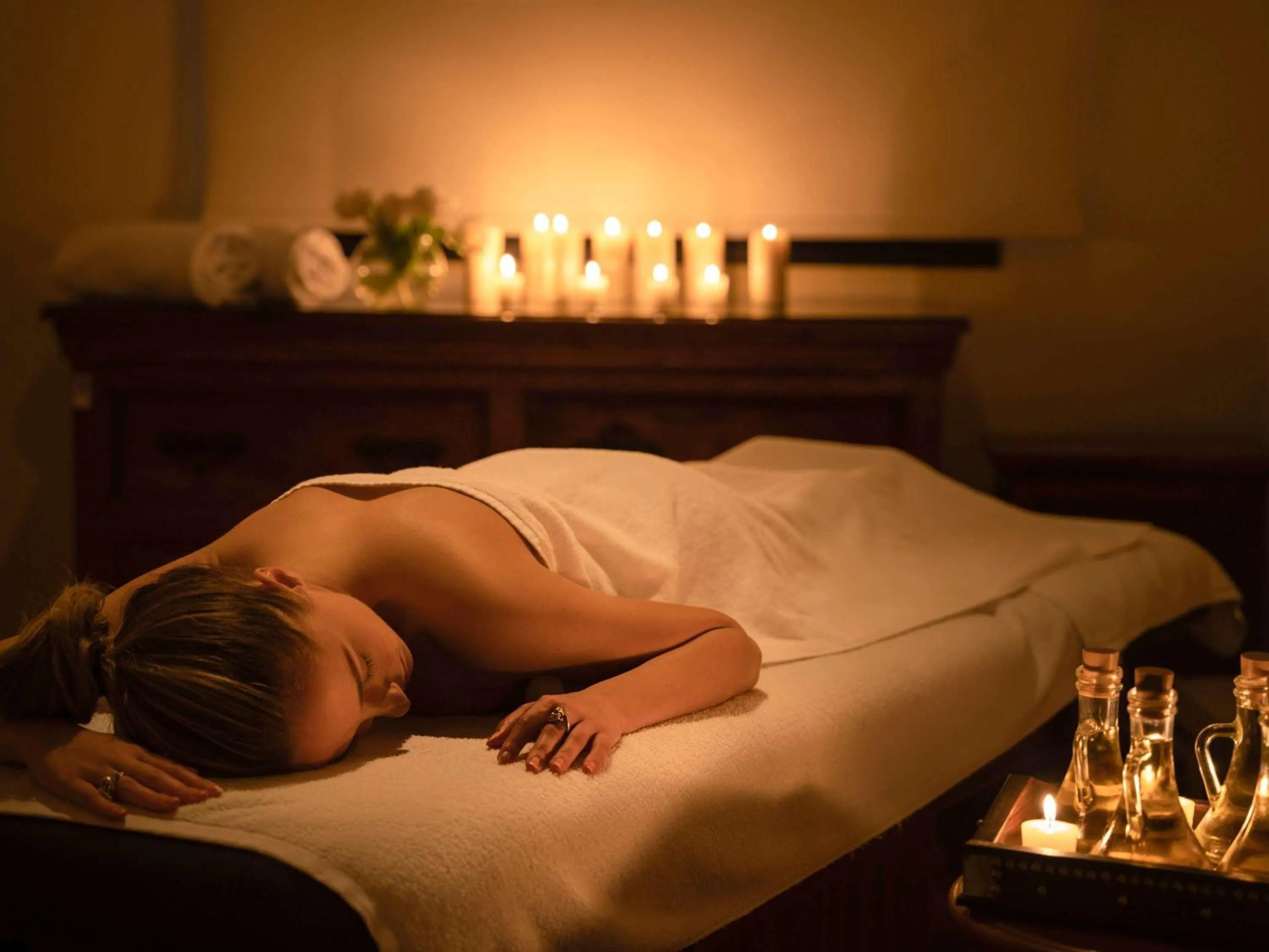 Spa and wellness centre/facilities in Mercure Grand Hotel Seef - All Suites