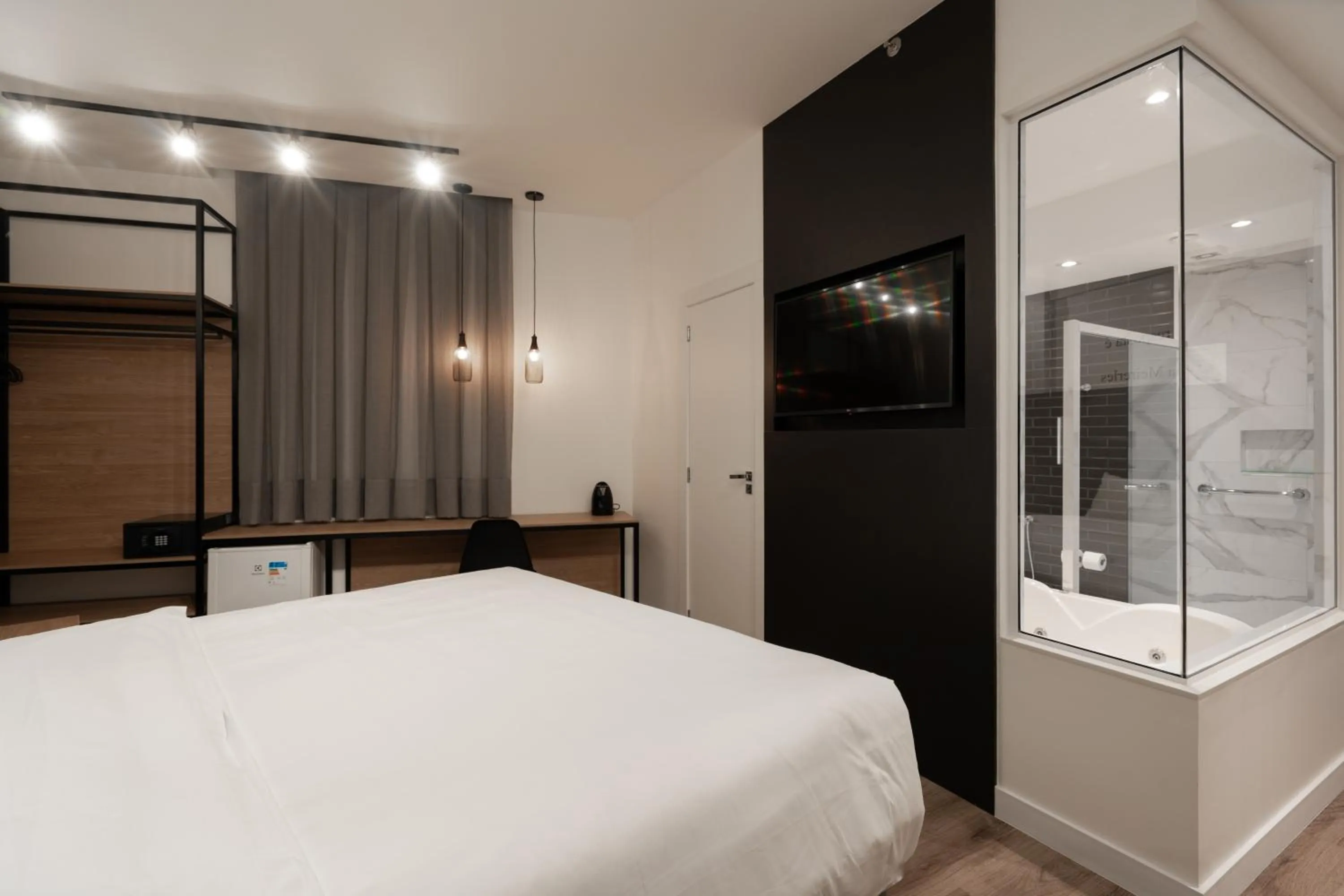 TV and multimedia, Bed in Slaviero Chapecó - Pet Friendly - Próximo a EFAPI