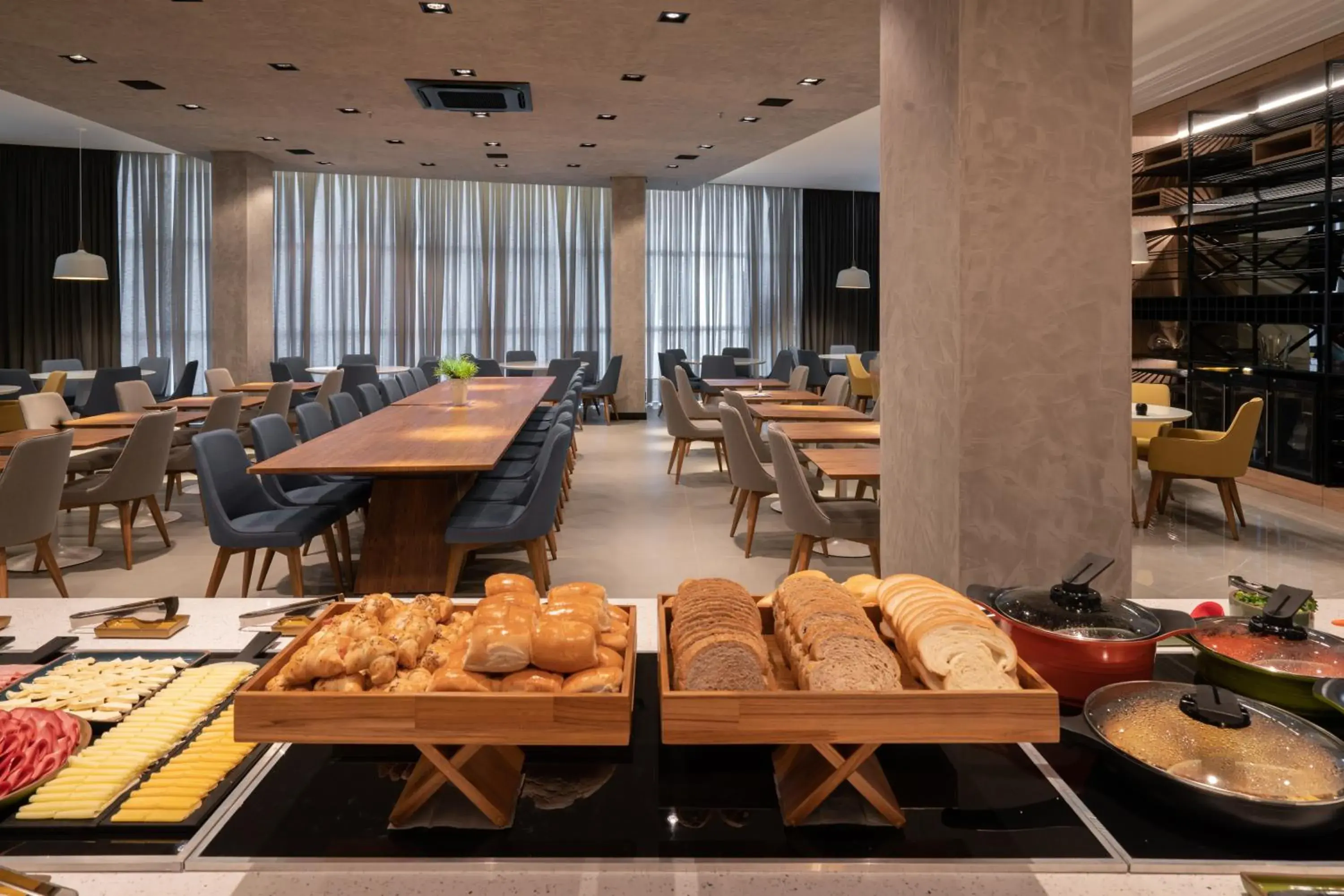 Restaurant/places to eat in Slaviero Chapecó - Pet Friendly - Próximo a EFAPI Restaurant/places to eat in Slaviero Chapecó - Pet Friendly - Próximo a EFAPI