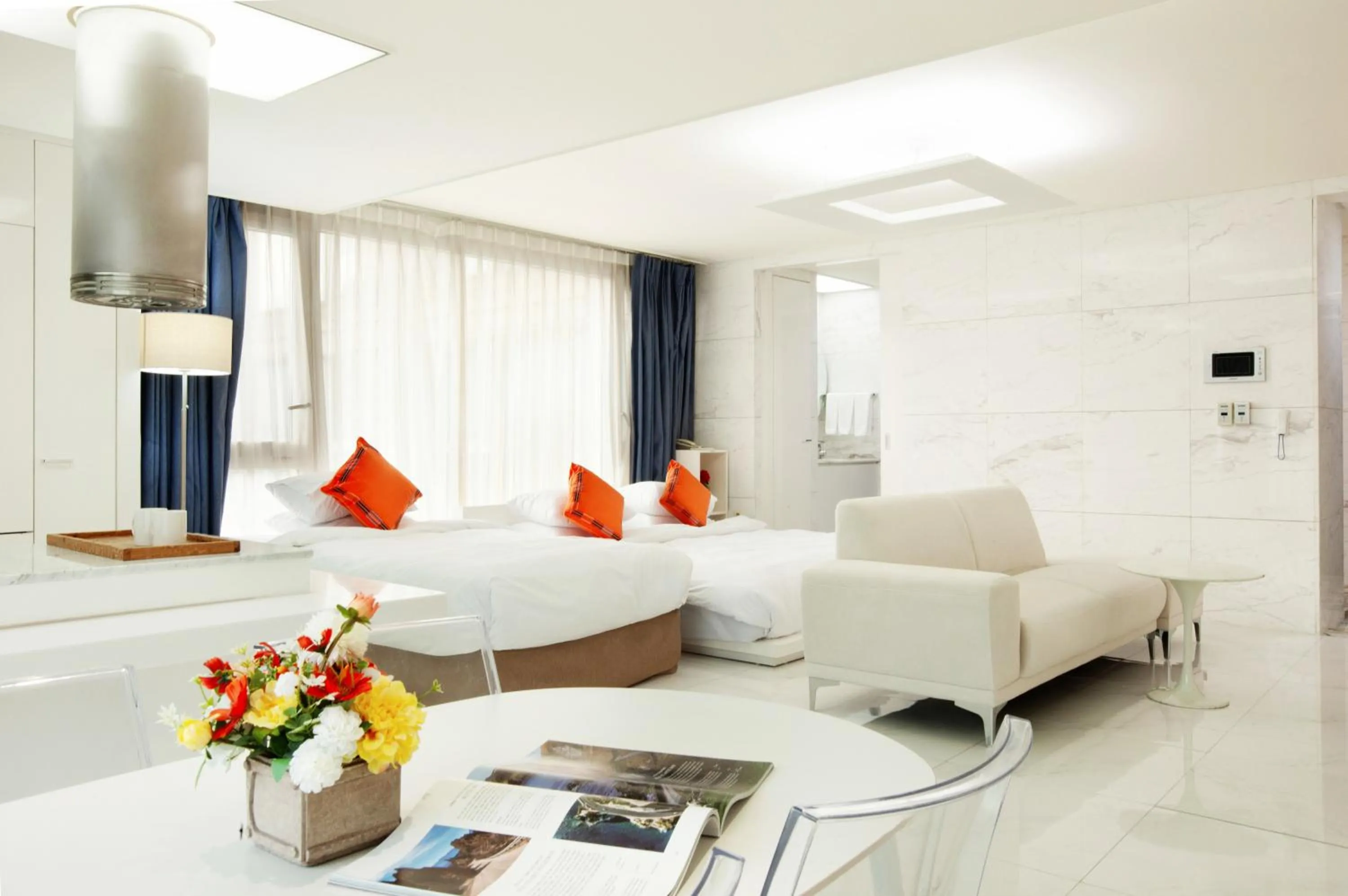 Decorative detail, Bed in Shin Shin Hotel Jeju Ocean