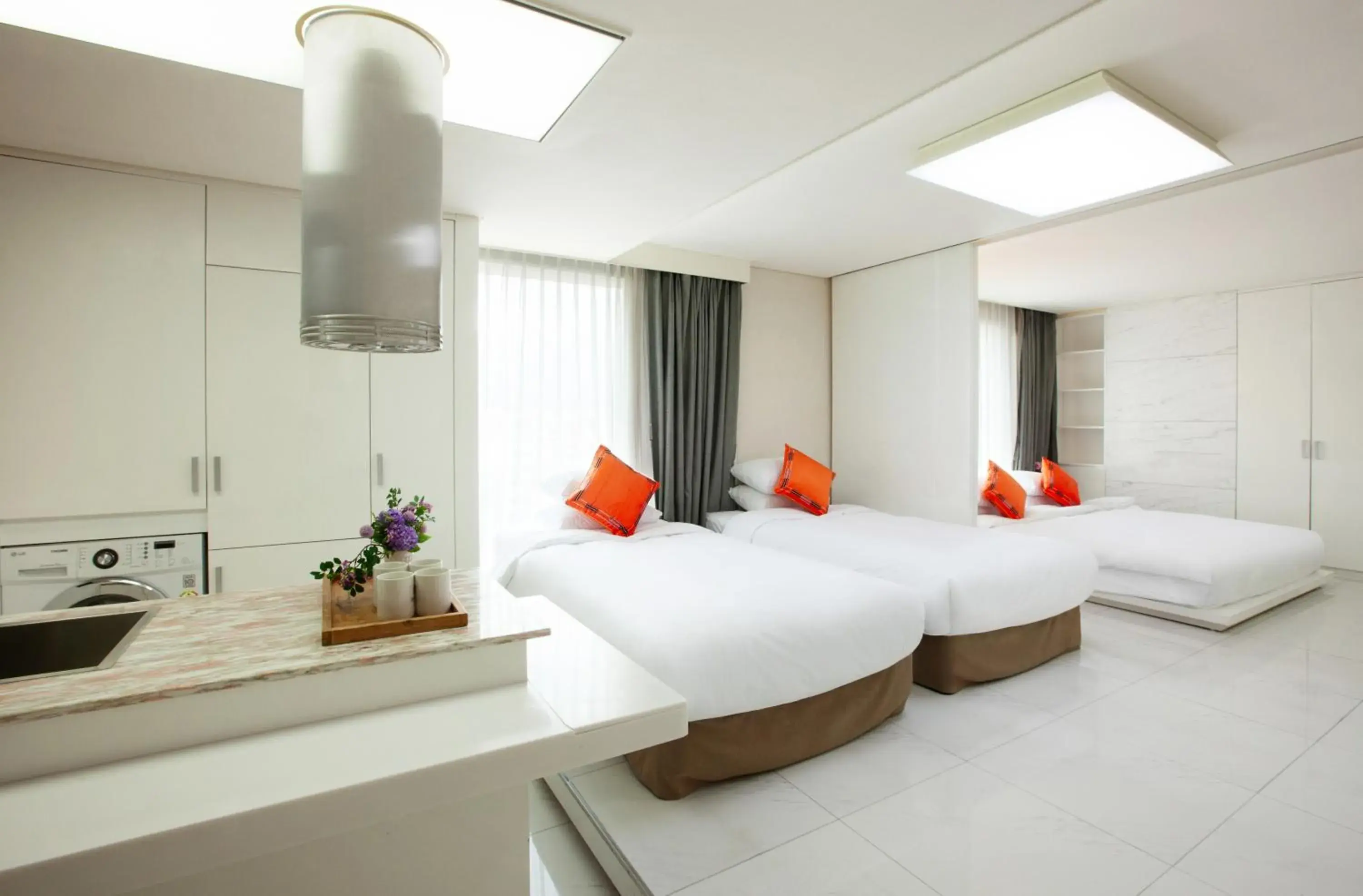 Family Room in Shin Shin Hotel Jeju Ocean Family Room in Shin Shin Hotel Jeju Ocean