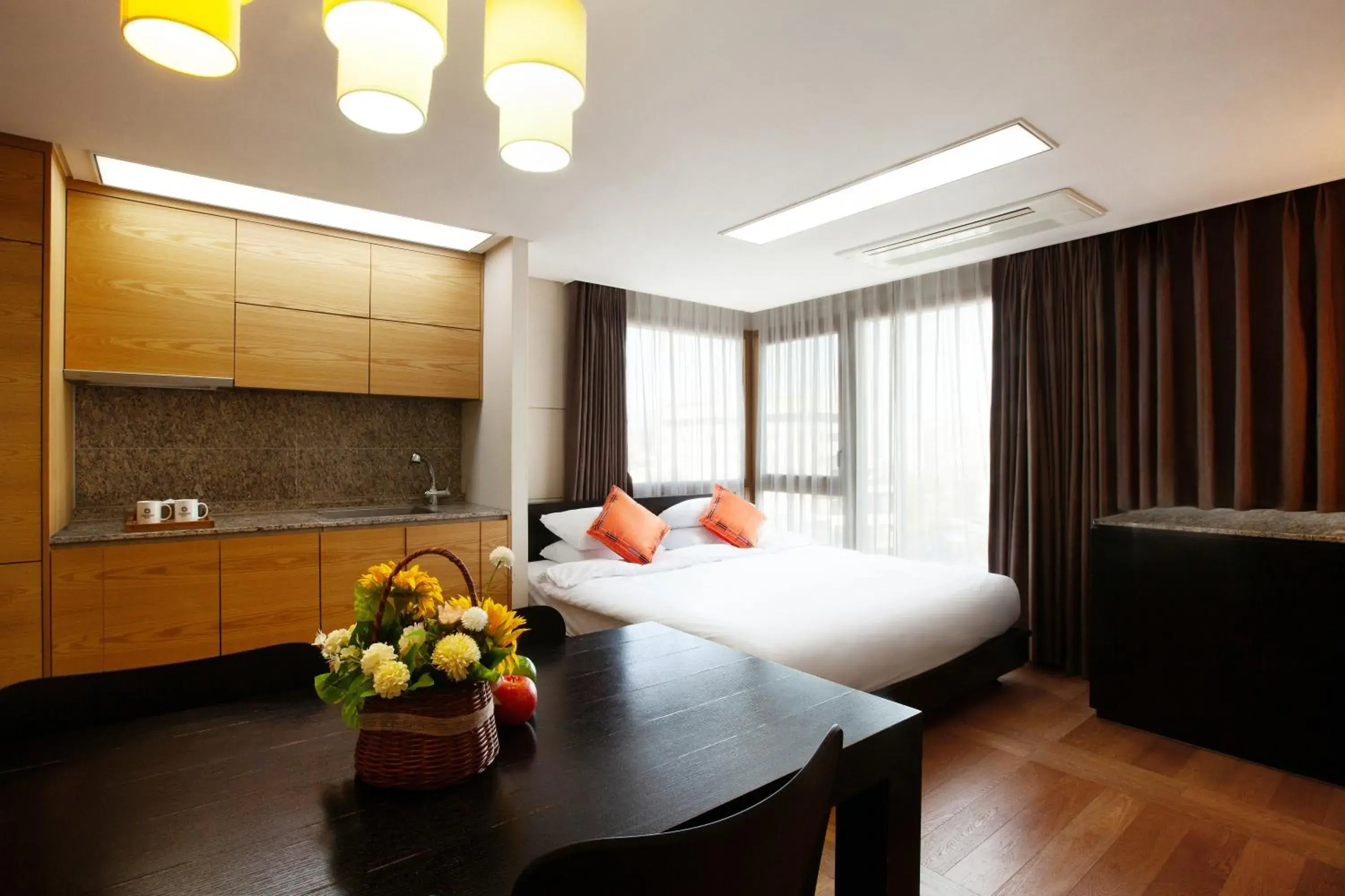 Standard Double Room in Shin Shin Hotel Jeju Ocean Standard Double Room in Shin Shin Hotel Jeju Ocean