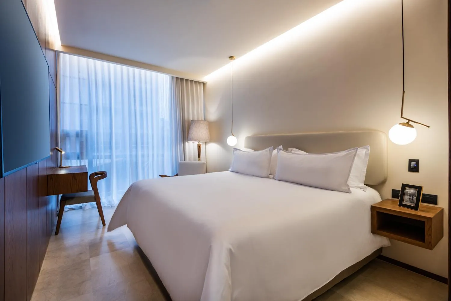 Photo of the whole room, Bed in Elcielo Hotel Luxury Medellin