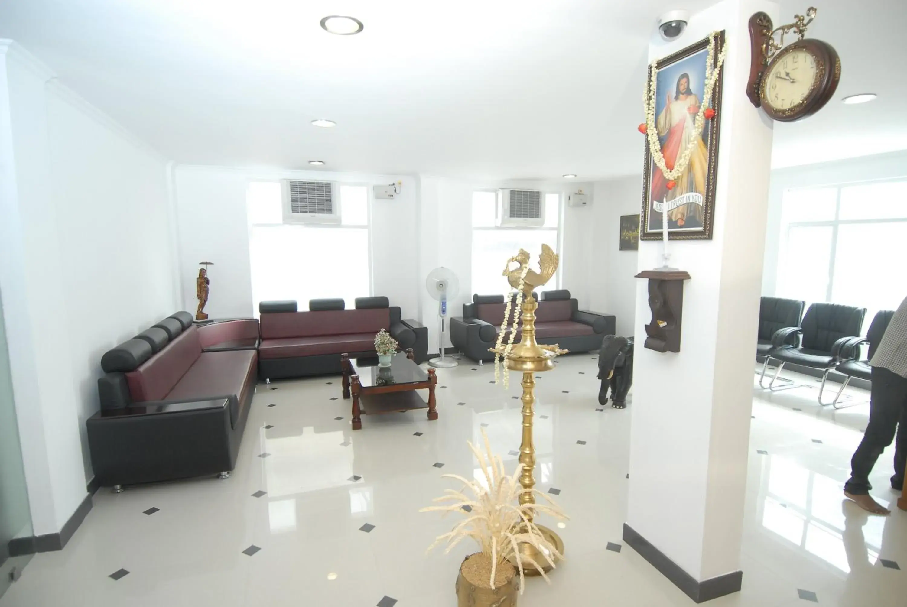 Lobby or reception in Phils' Residency & Banquets Lobby or reception in Phils' Residency & Banquets