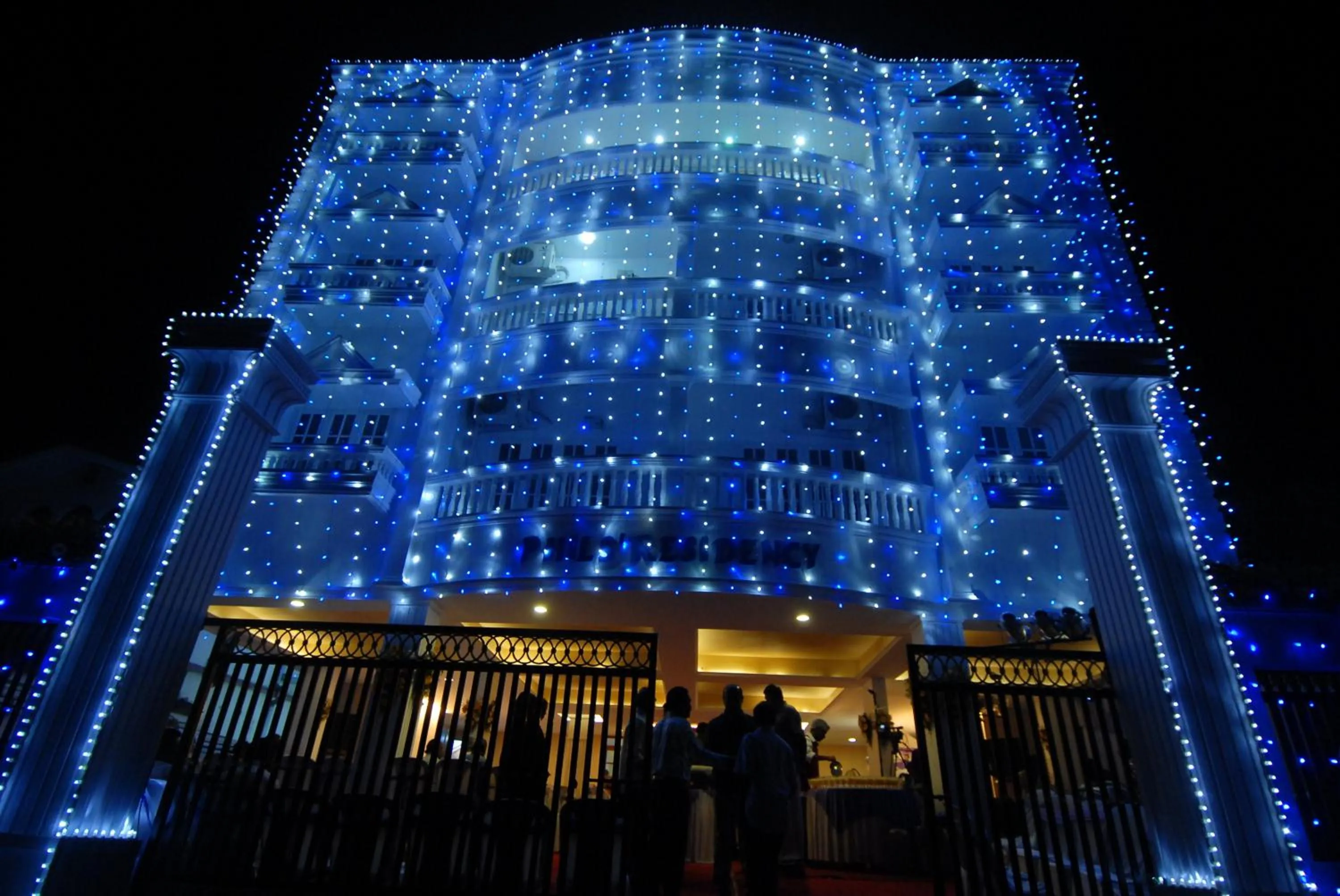 Facade/entrance in Phils' Residency & Banquets