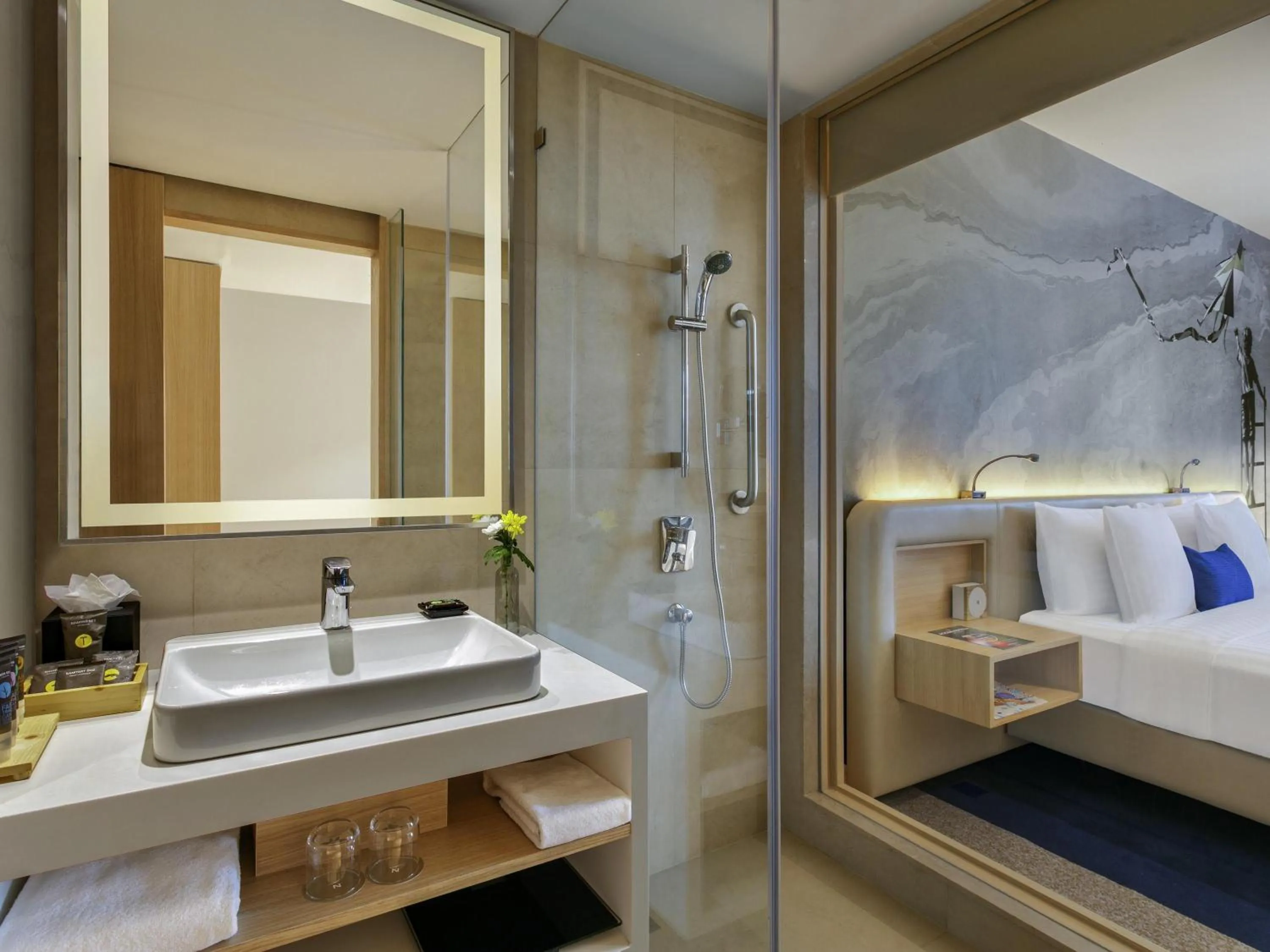 Bedroom, Bed in Novotel Ahmedabad