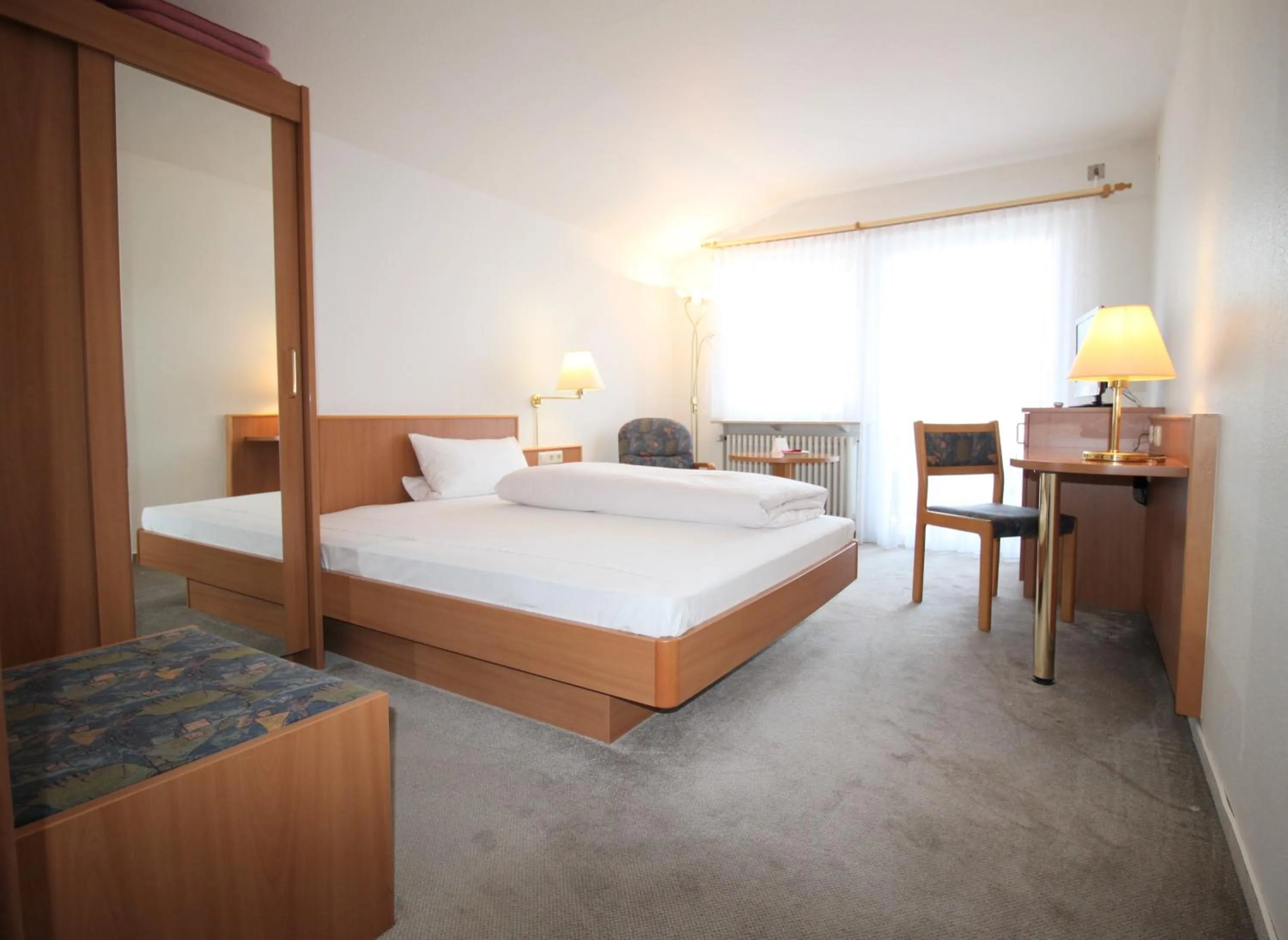 Bedroom, Bed in Hotel Garni Eden