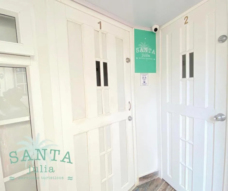 Text overlay in Alojamiento Santa Julia