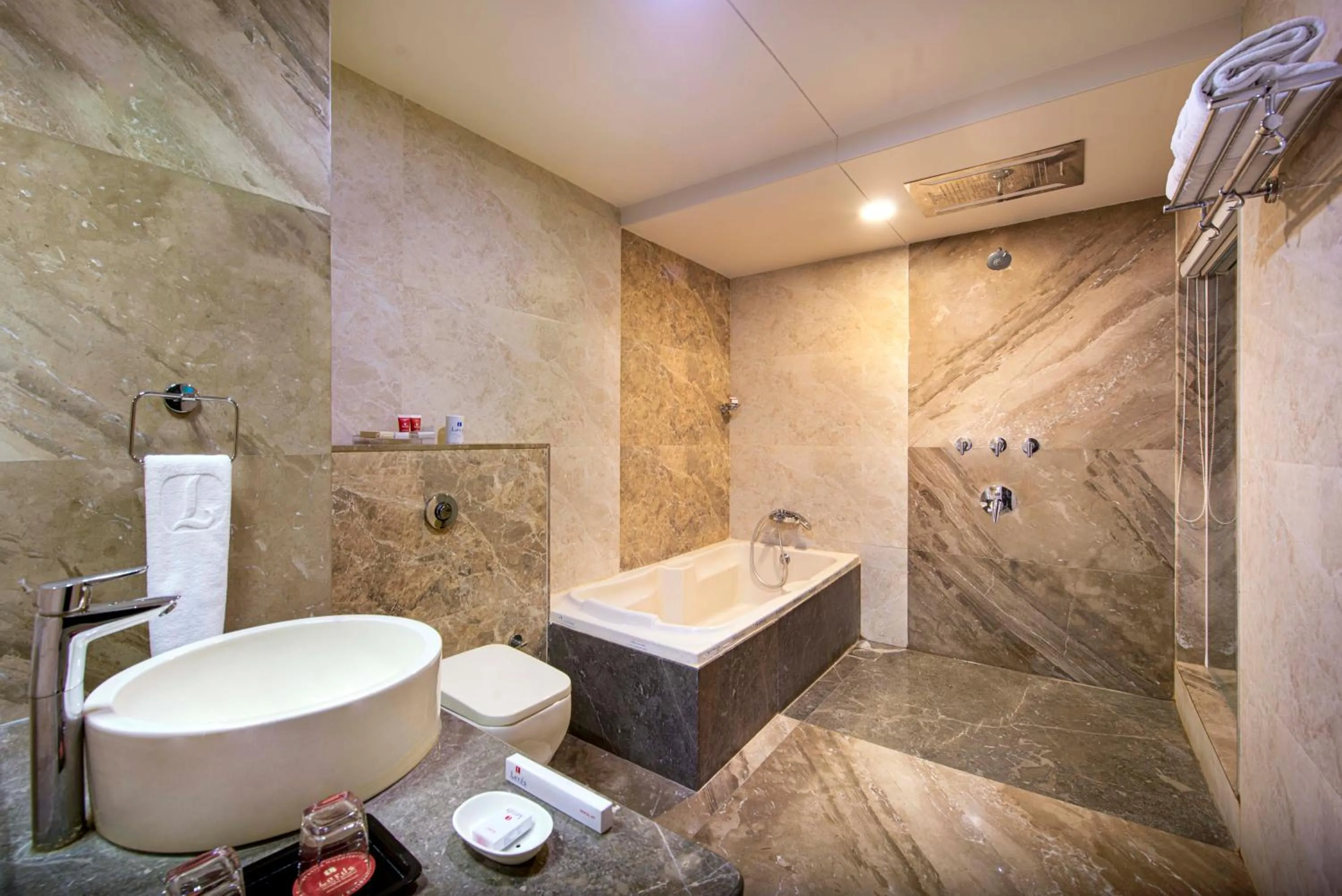 Bathroom in Lords Inn Porbandar