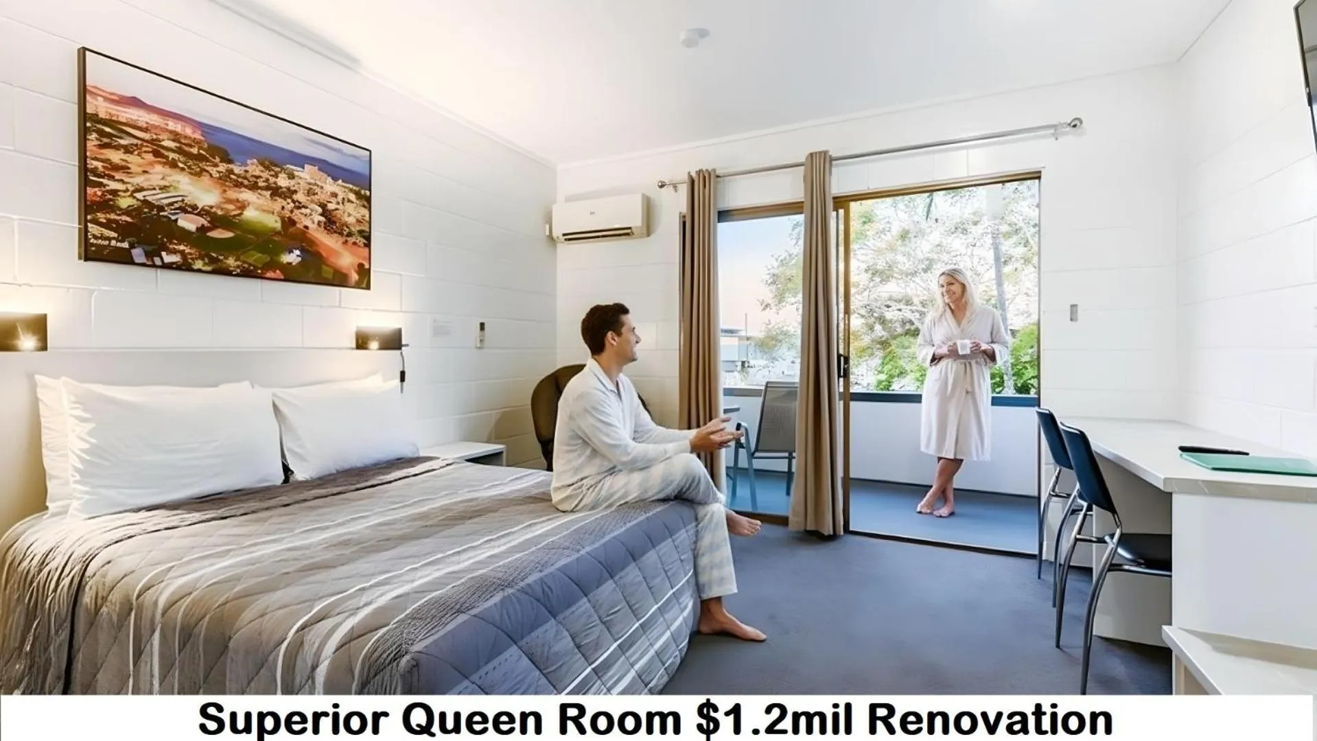 Balcony/Terrace, Bed in Aaron Motel