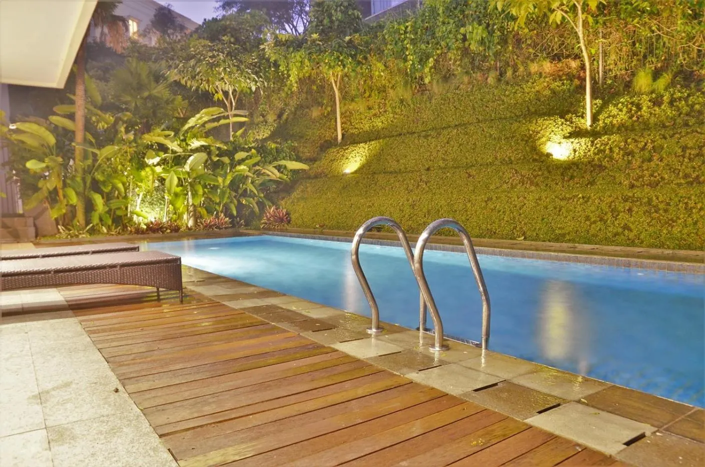 Swimming pool in Oyama City View Villa 4 bedrooms with a private heated swimming pool