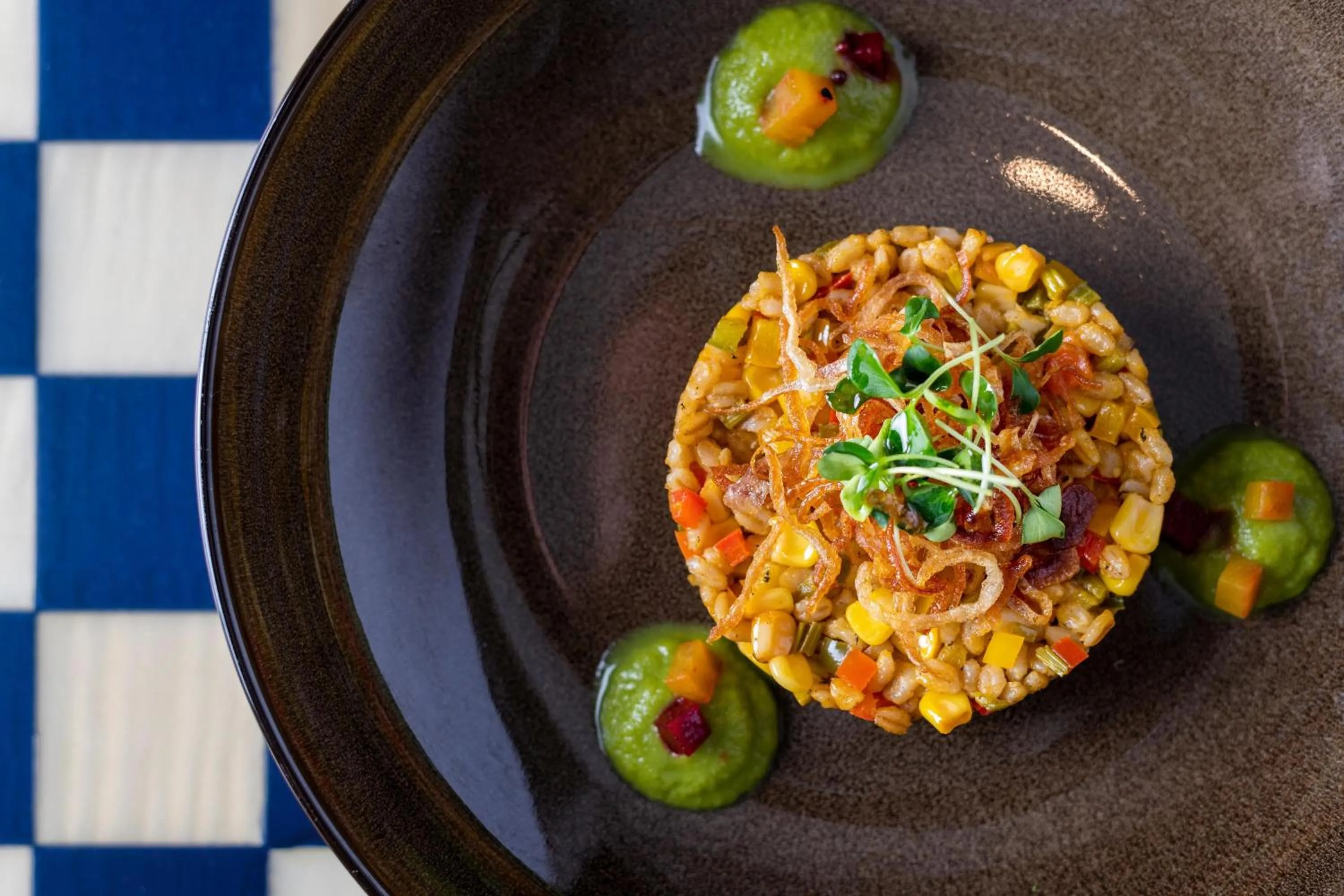 Restaurant/places to eat in Sheraton Grand Doha Resort & Convention Hotel