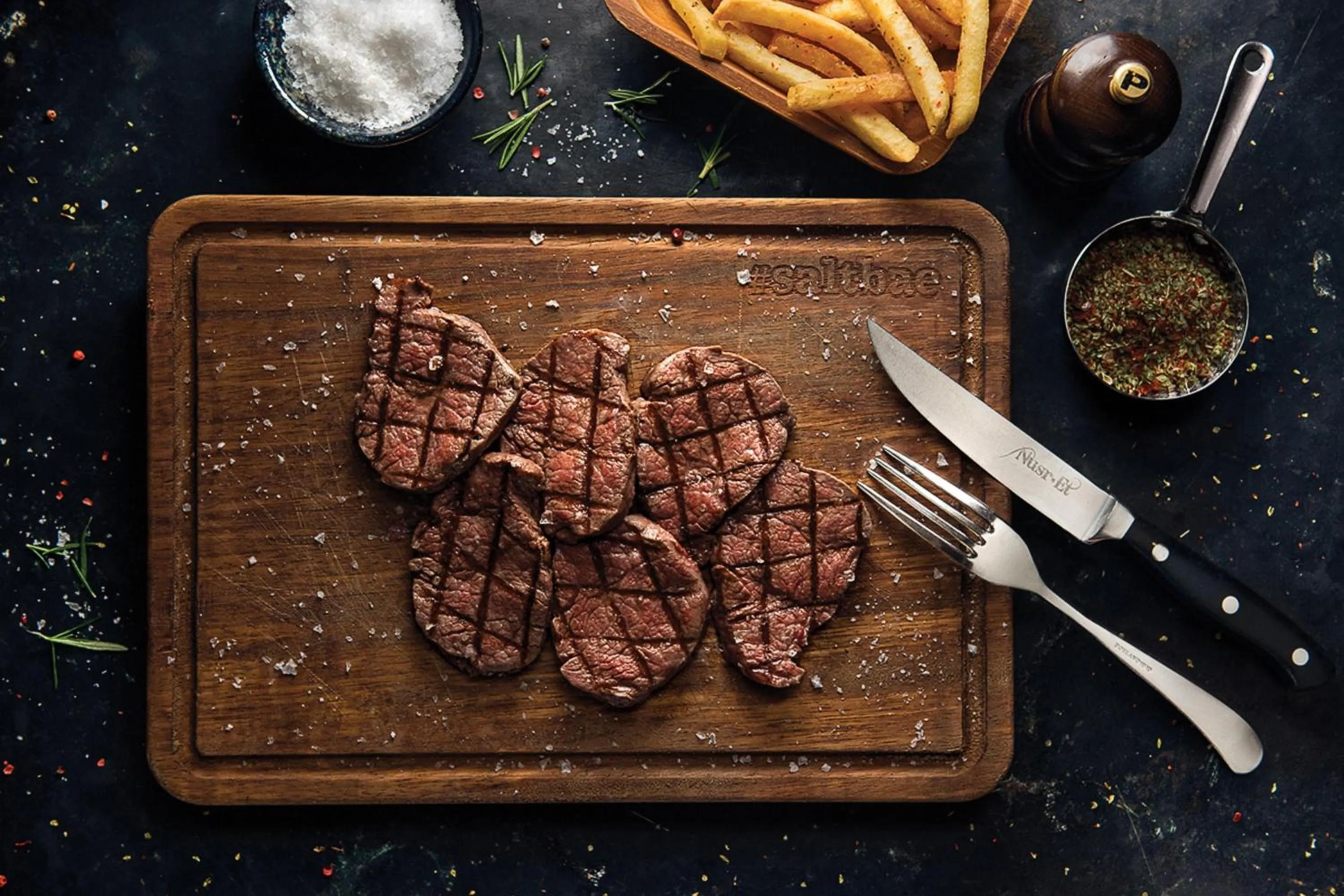 Restaurant/places to eat in Sheraton Grand Doha Resort & Convention Hotel