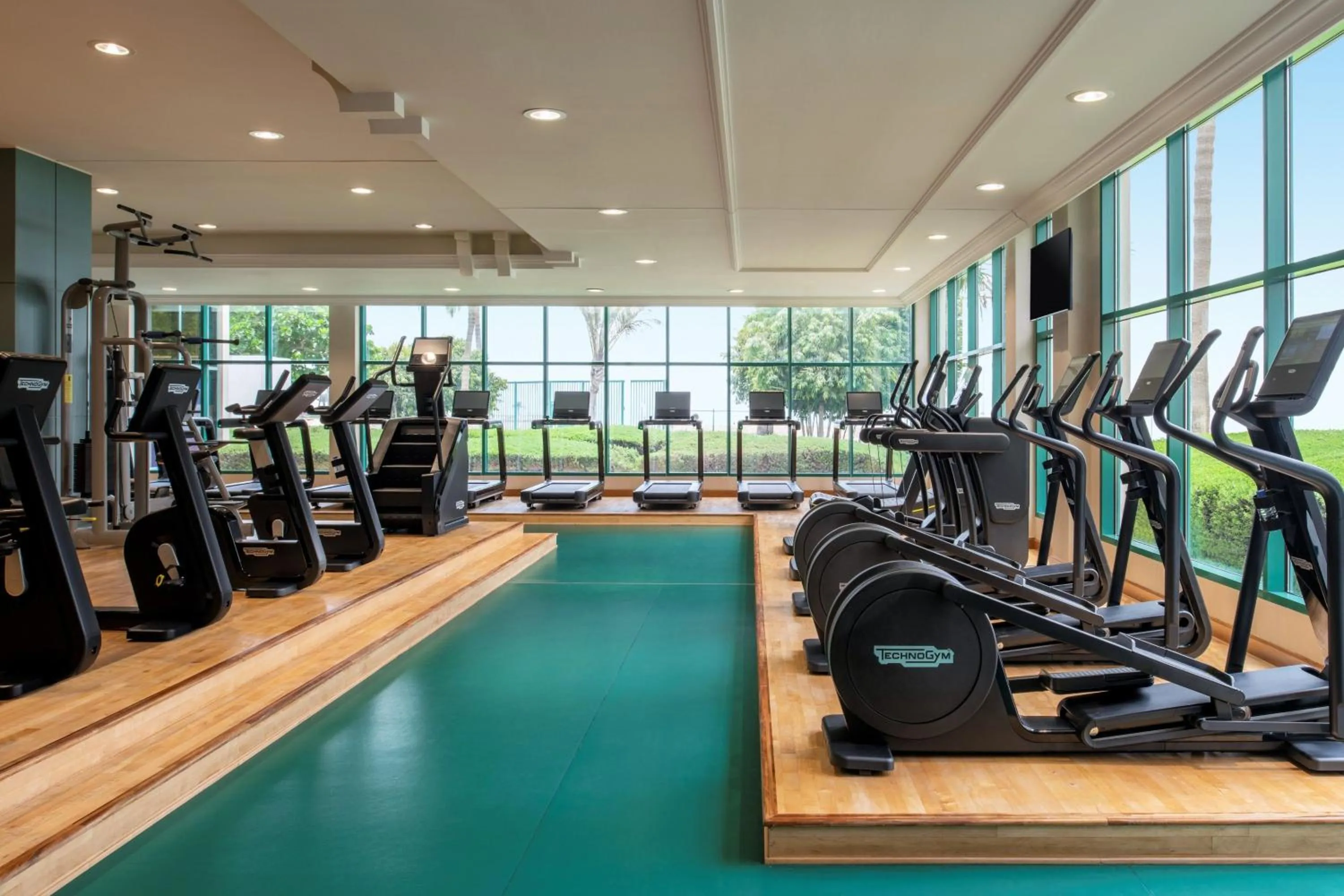 Fitness centre/facilities in Sheraton Grand Doha Resort & Convention Hotel