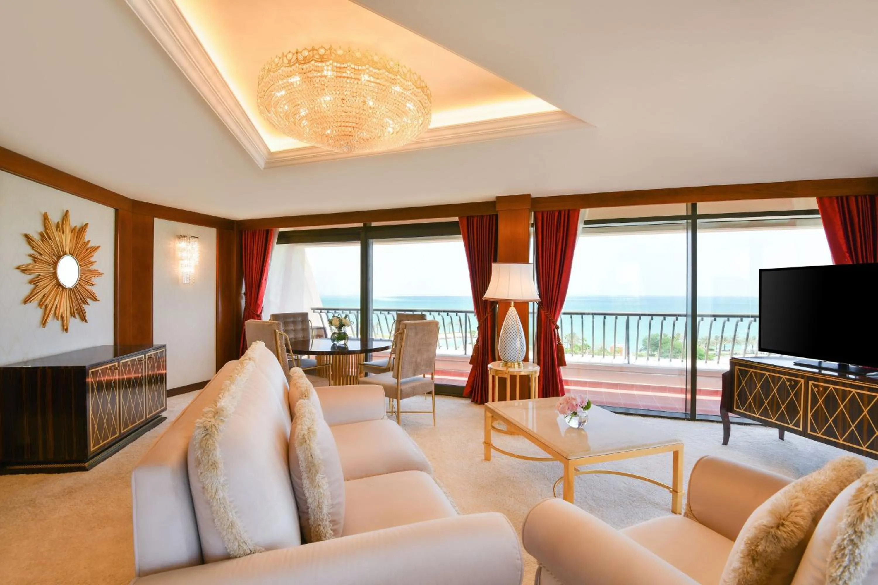 Living room in Sheraton Grand Doha Resort & Convention Hotel