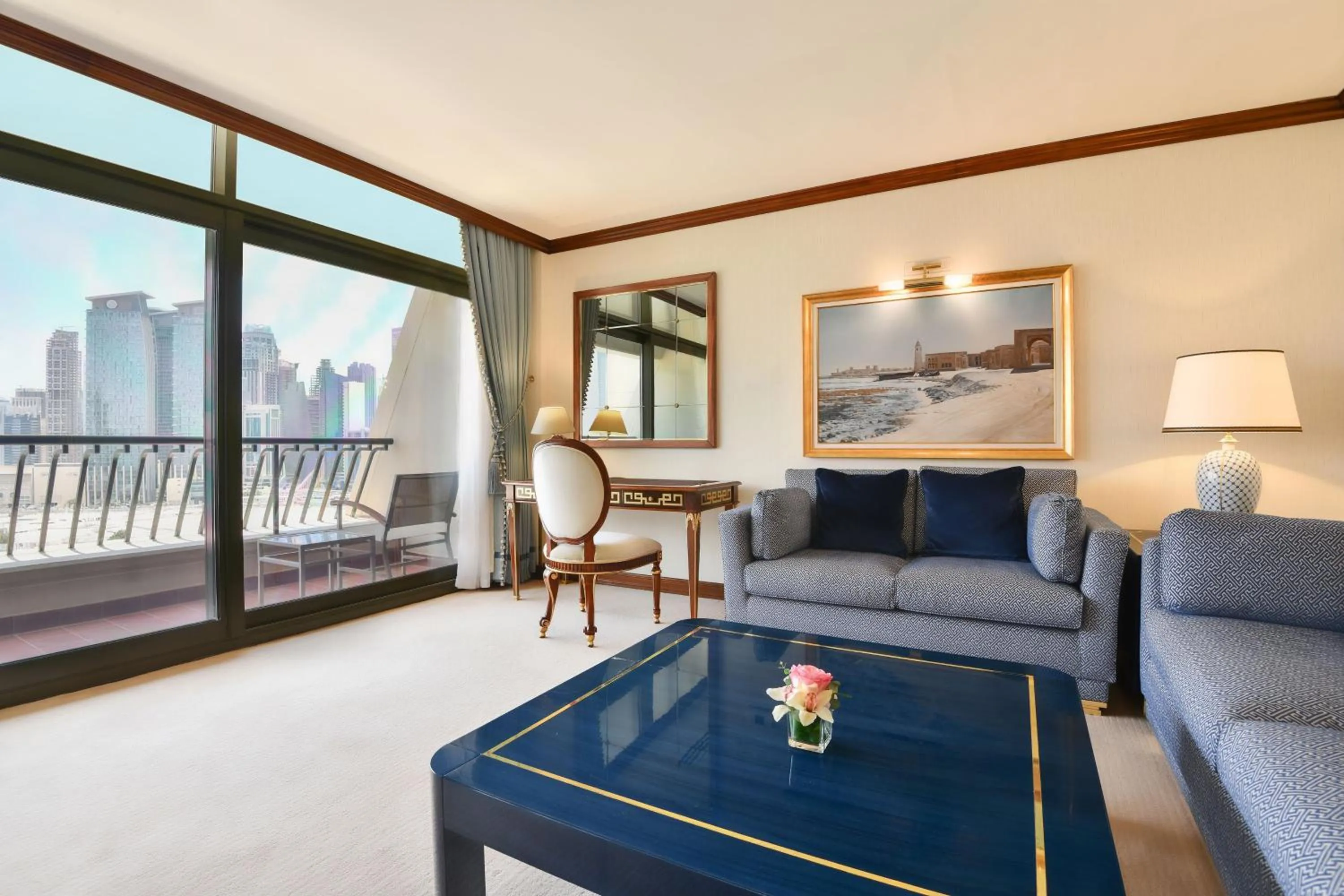 Living room in Sheraton Grand Doha Resort & Convention Hotel