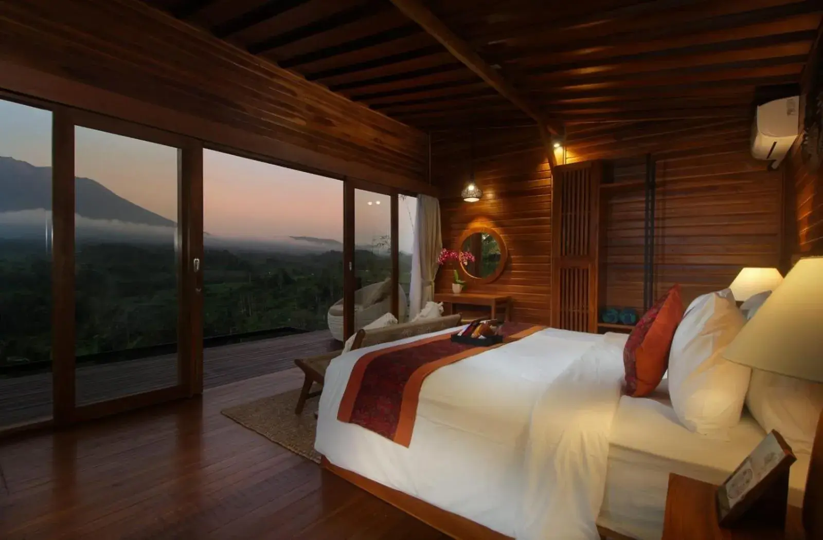 Suite Plunge Pool with Free 1x Floating Breakfast in Patal Kikian Villa Suite Plunge Pool with Free 1x Floating Breakfast in Patal Kikian Villa