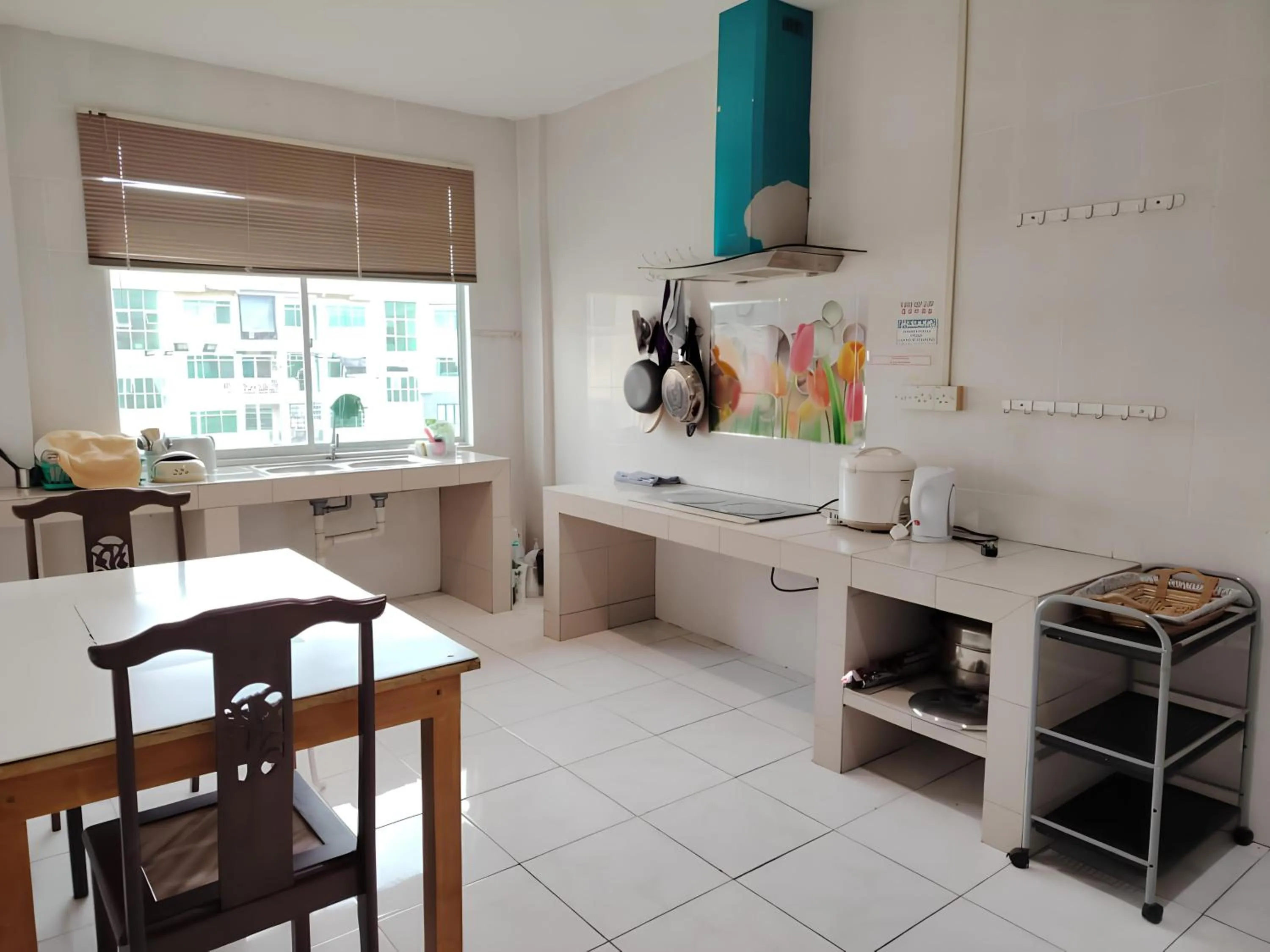 Kitchen or kitchenette in Natol Homestay - Kuching Home Penthouse Airport Road