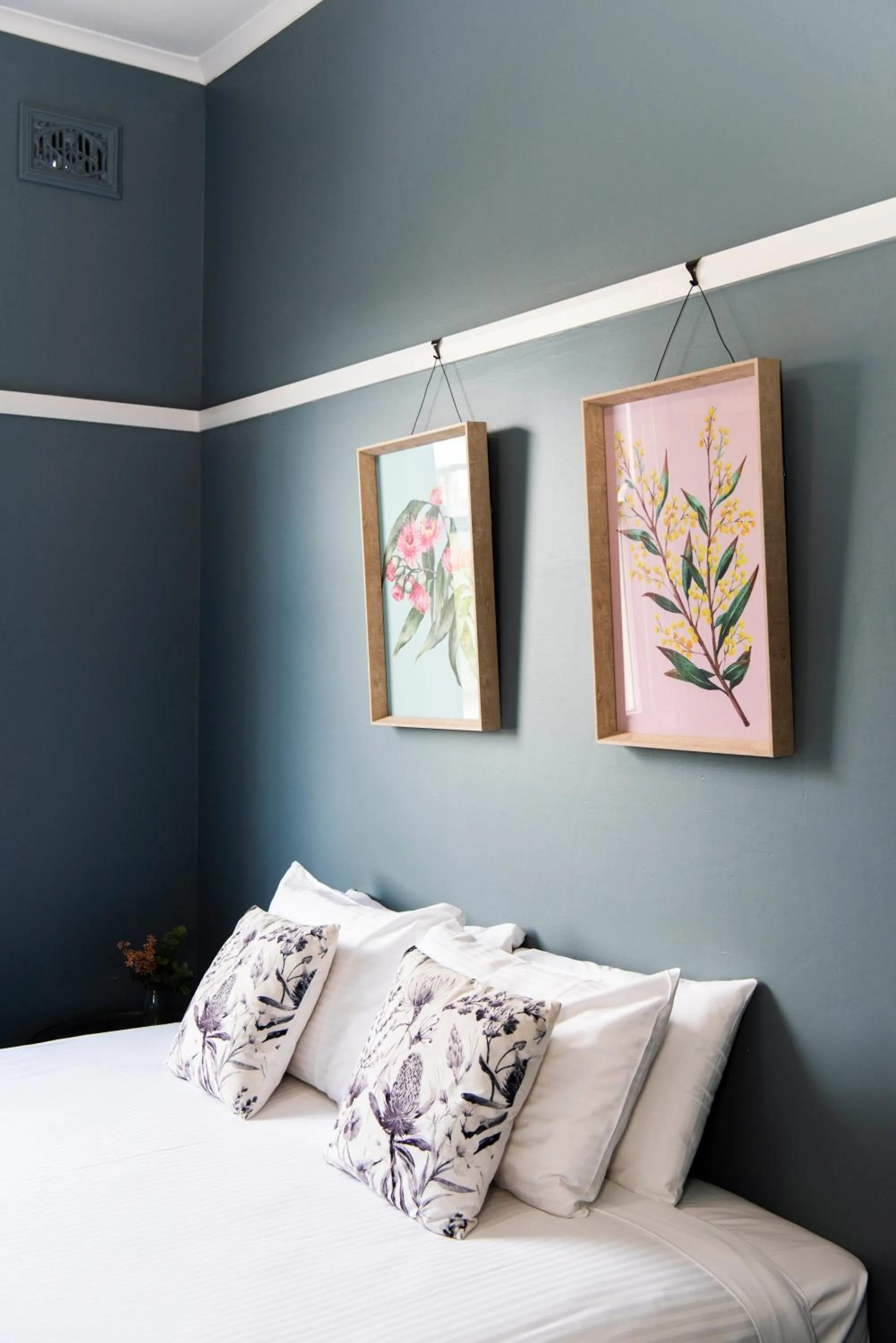 Bed in The Paragon Hotel