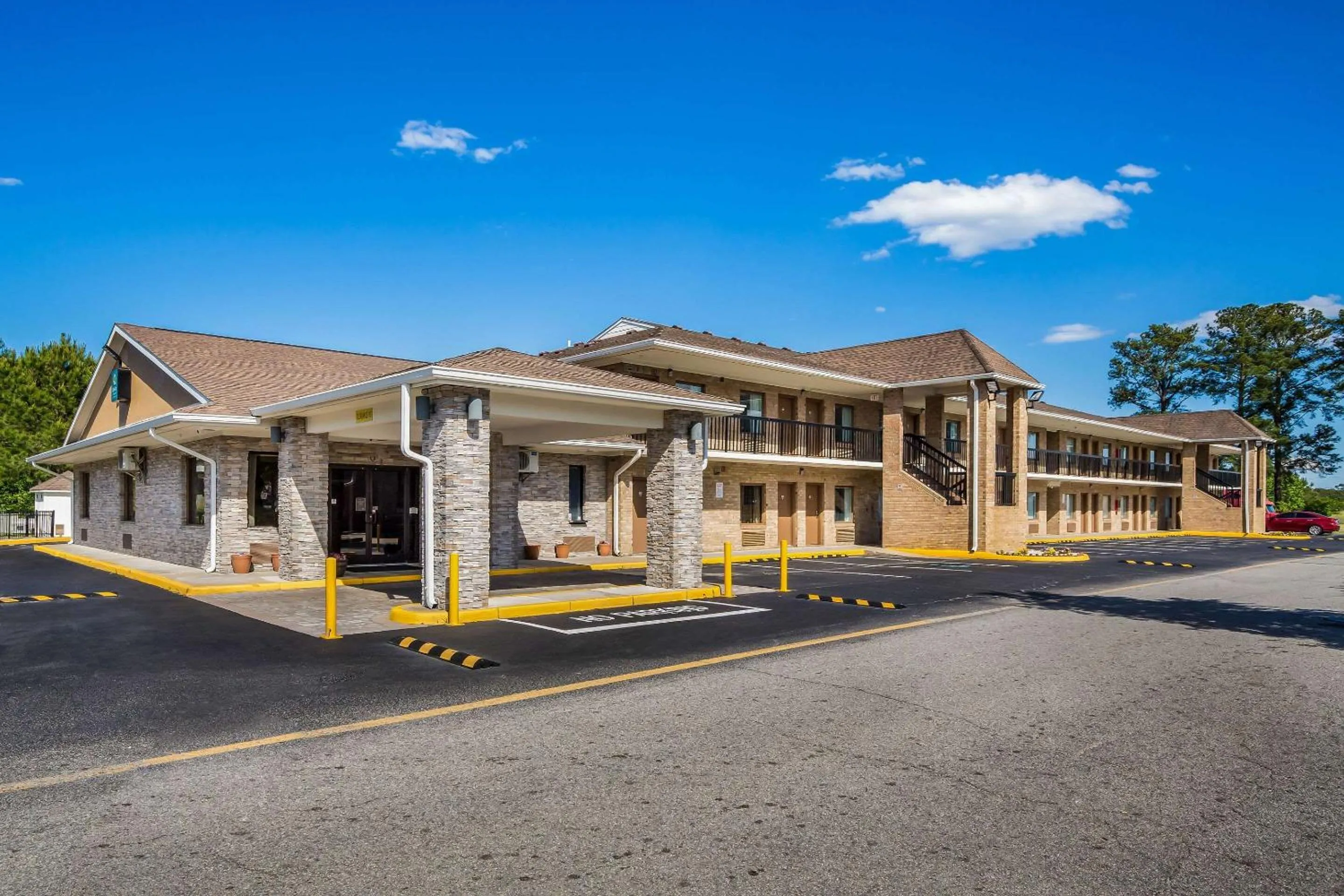 Property building in Quality Inn & Suites