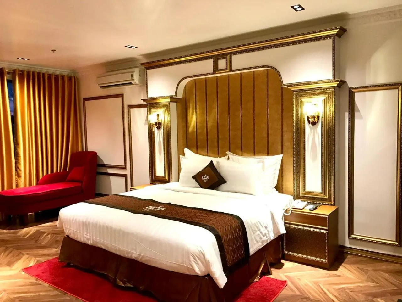 Bedroom, Bed in B.O.B HOTEL SIGNATURE