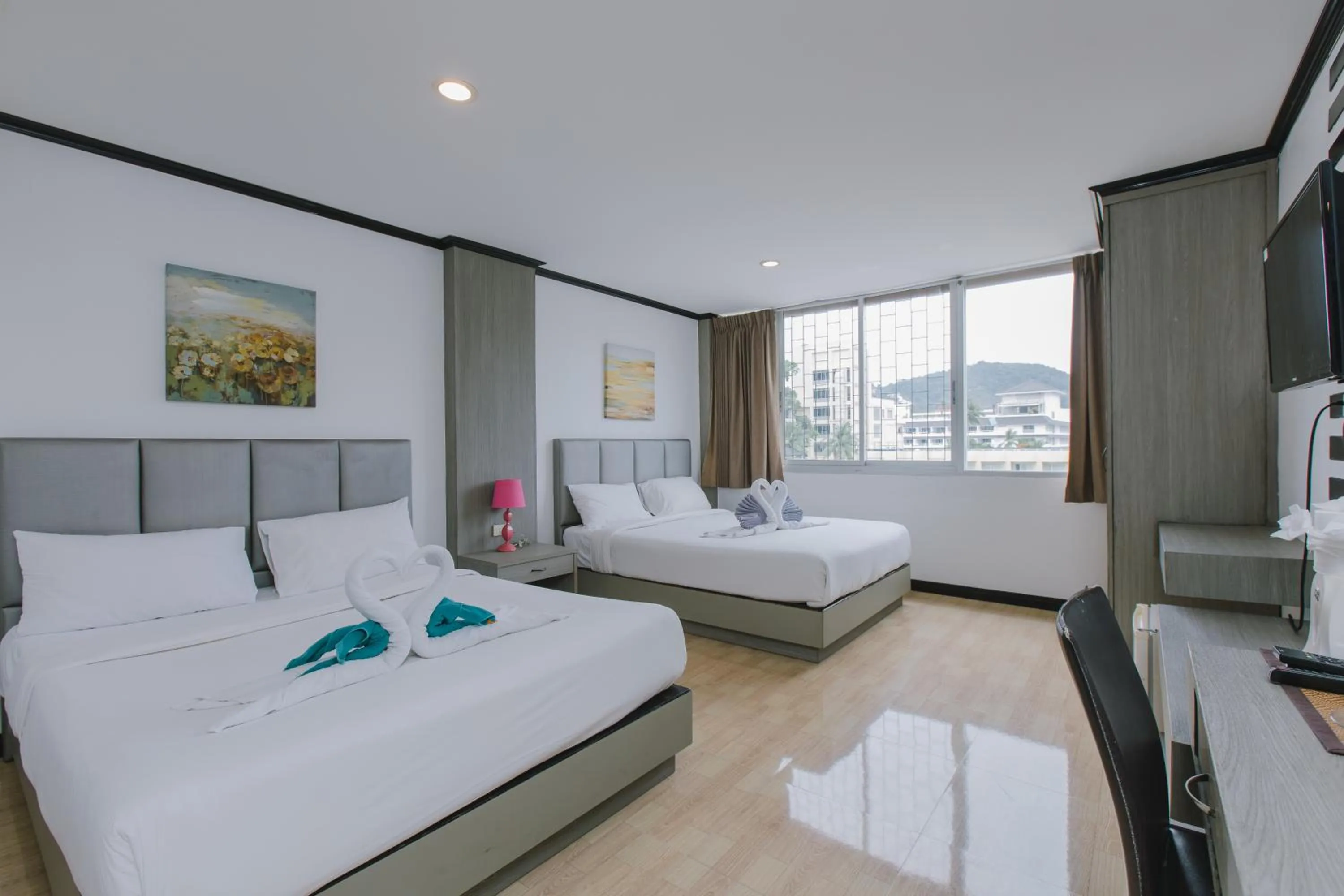 Bedroom, Bed in Royal Beach Residence, Patong Beach